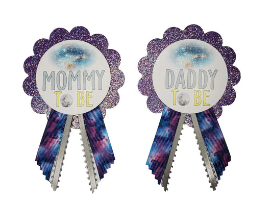 2 pines de botón Mommy & Daddy to Be Galaxy Baby Shower It's a Girl Boy para que los padres usen, color morado con purpurina