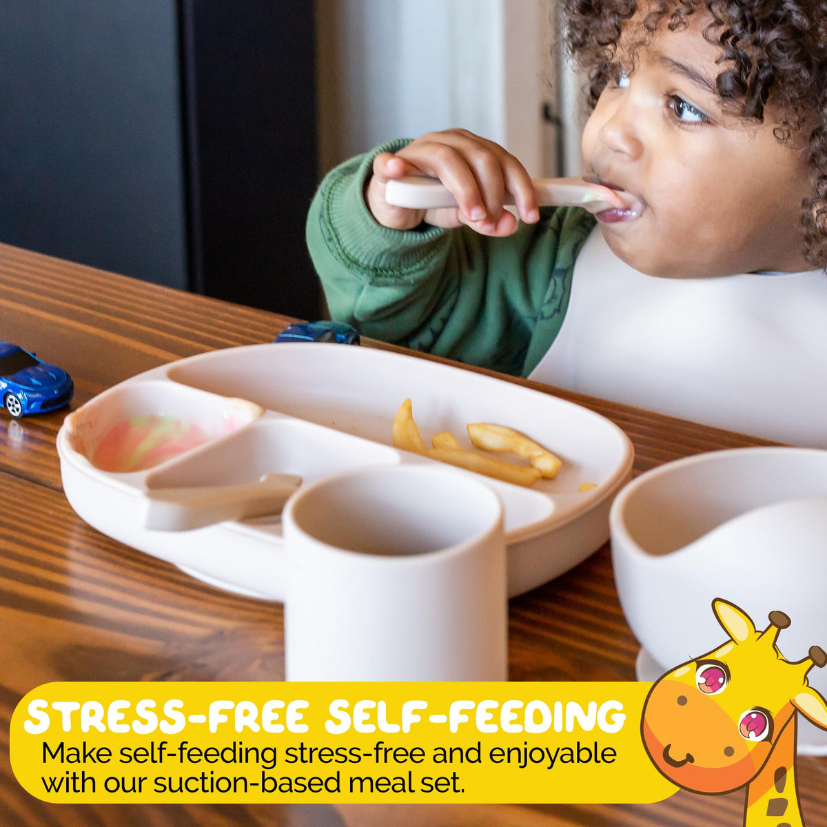 Muqee Peeko Plato de succión para bebé Baby Essentials en Color Beige de la colección de Sets de alimentación para bebés de Silicona.