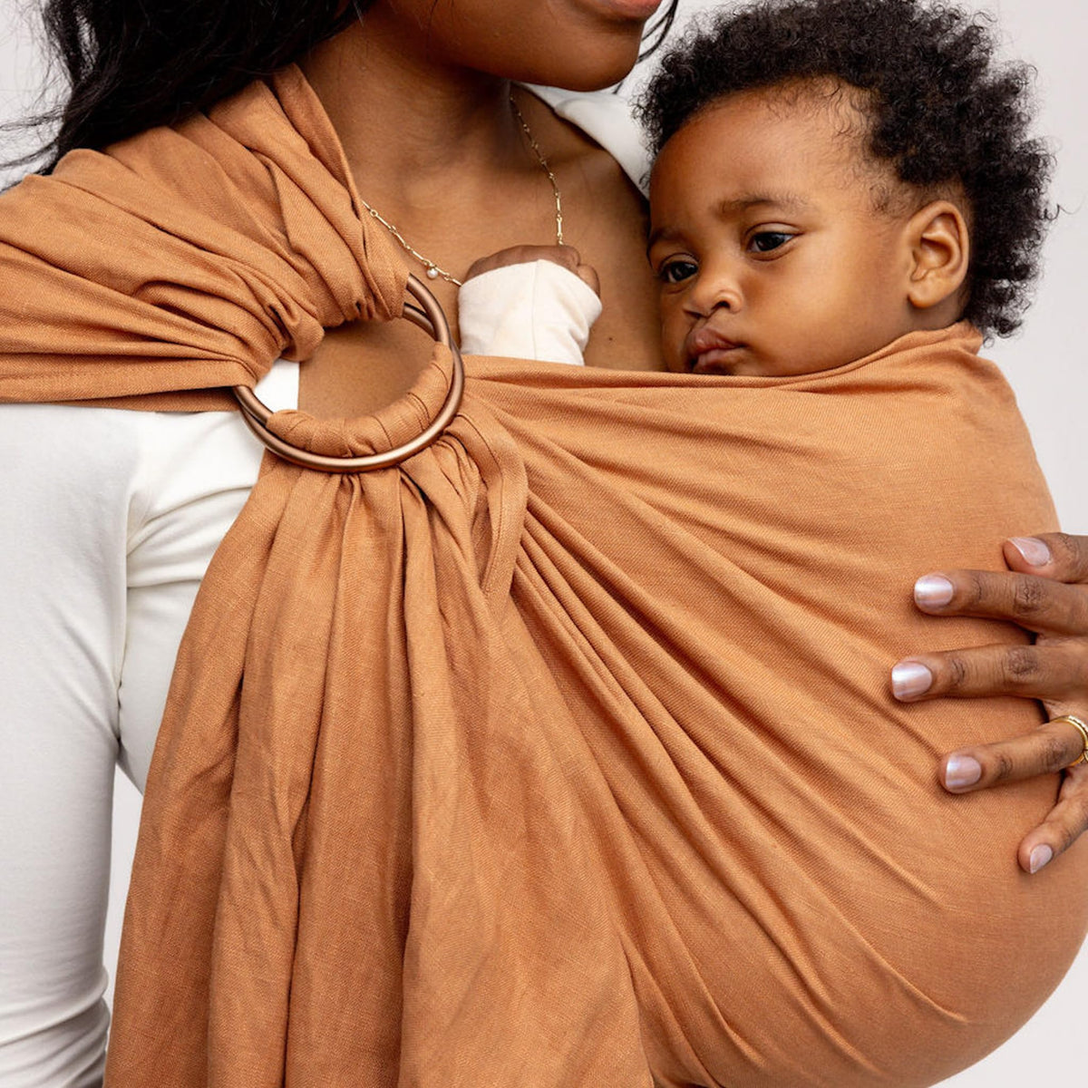 WildBird - Portabebés con correa de anillo - 0-36 meses (hasta 35 libras) - Anillo de sauce y negro estándar (74 pulgadas), transporte frontal, cadera o espalda, ajuste ajustable, lino natural