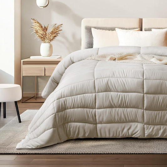 Dreamlab Edredón Acolchado para Toda Estación. Relleno de Microfibras Recubiertas con Gel. Lavado a Máquina. Usar como Edredón o con Funda Duvet. Hipoalergénico. (Beige, Matrimonial 195 x 223cm)
