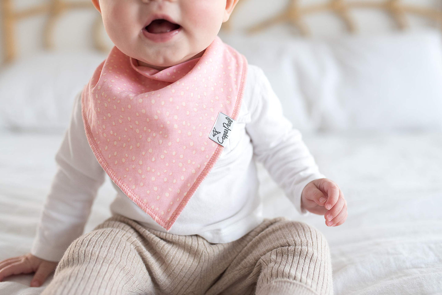Copper Pearl - Paquete de 6 baberos de algodón suave para babeo y dentición, baberos absorbentes para bebé, ajustables para adaptarse a recién nacidos a niños pequeños, toneladas de estilos (Sunny Set