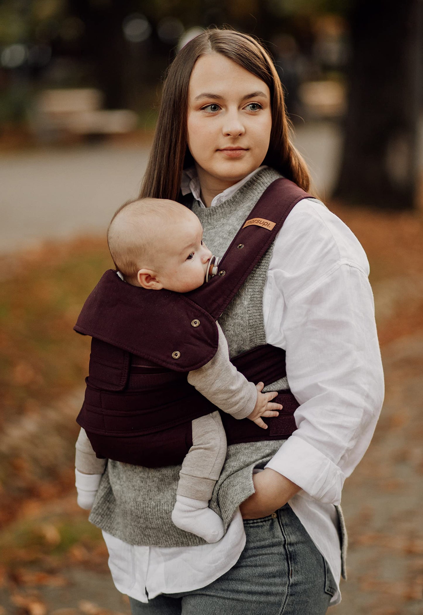 Portabebés Marsupi Classic Berry Ajustable con 2 Posiciones de Transporte Talla XL