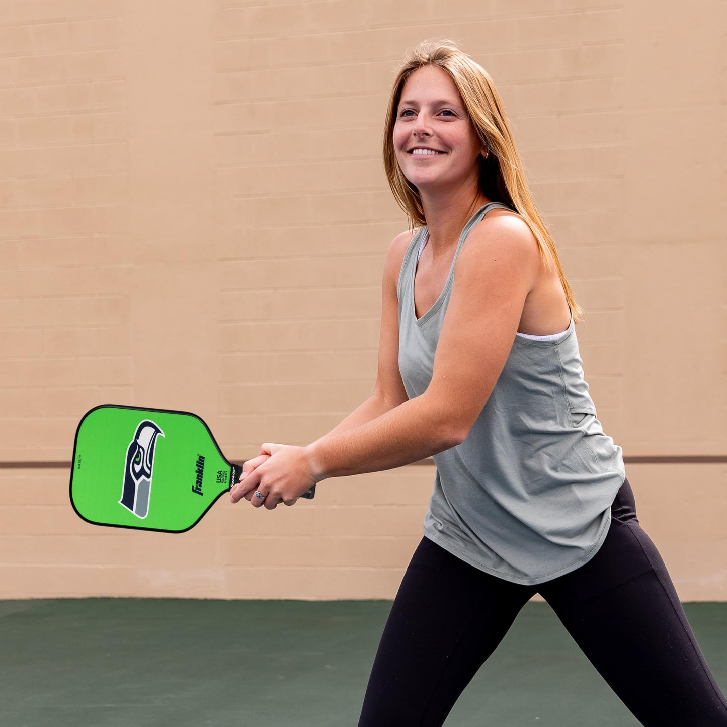 Franklin Sports NFL Seattle Seahawks Pickleball Paddle – Pickleball X – Núcleo de Polipropileno, Logotipo del Equipo – Producto Oficial de la NFL