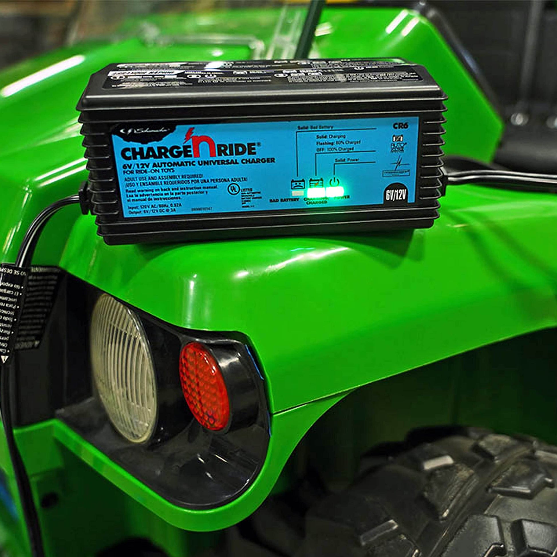 Schumacher Cargador eléctrico de batería de 6 voltios/12 voltios para juguetes de paseo – Charge 'N Ride CR6-3 amperios, cargador de batería completamente automático de 6 V/12 V, carga una batería de