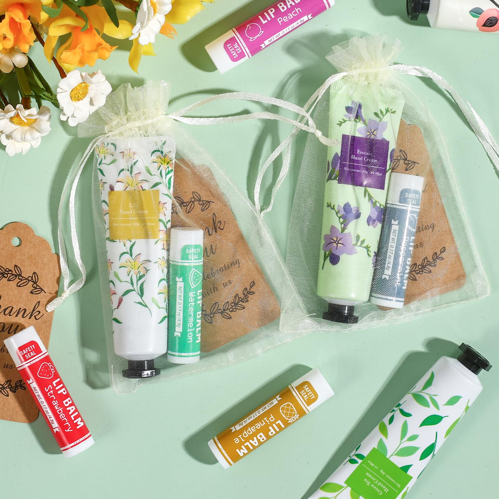 AZEN- Juego de 60 cremas de manos y bálsamos labiales a granel, obsequios para invitados de despedida de soltera con bolsa de organza, gracias