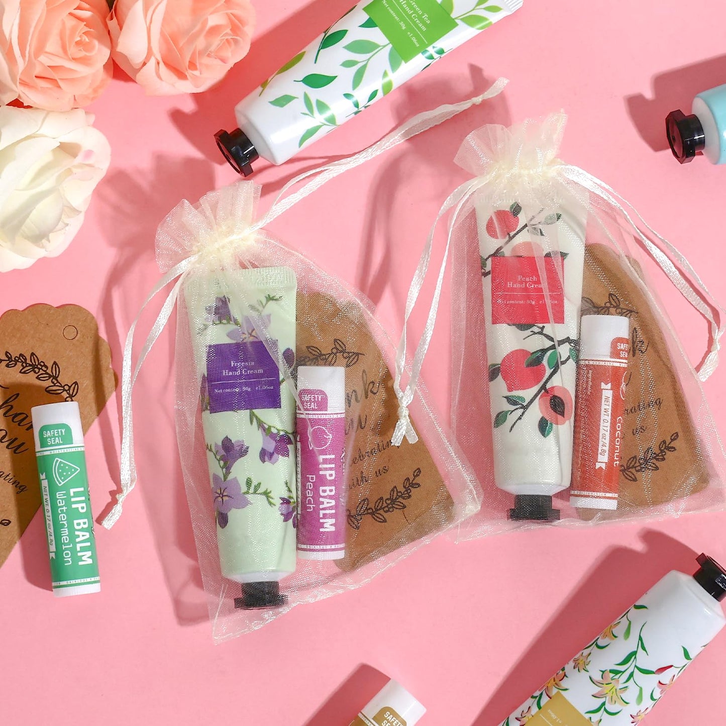 AZEN- Juego de 60 cremas de manos y bálsamos labiales a granel, obsequios para invitados de despedida de soltera con bolsa de organza, gracias