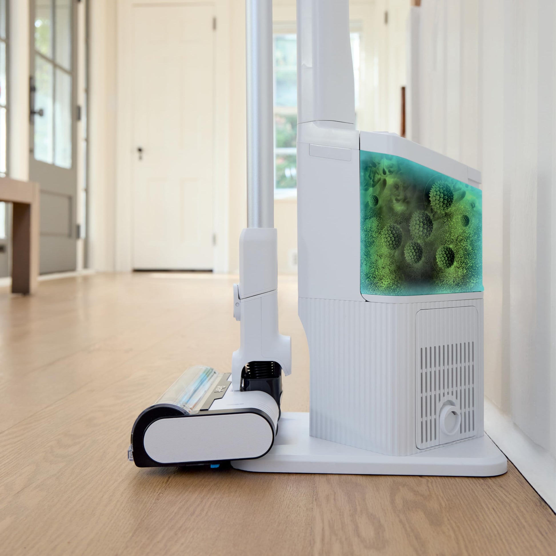 Aspiradora Vertical Shark Blanco con Sistema de Vaciado Automático y Filtro HEPA Autolimpiable