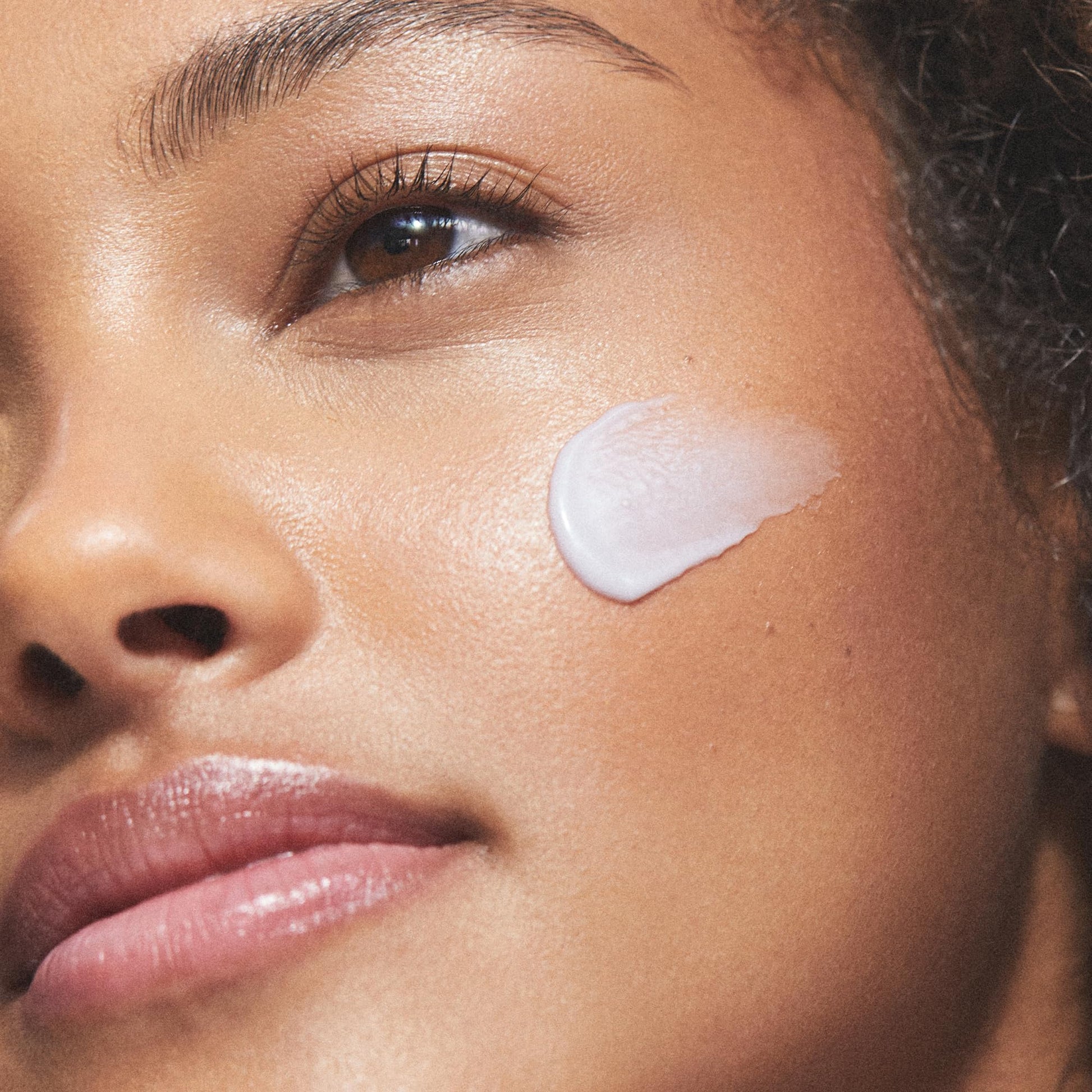 KORA Organics- Hidratante alternativo a retinol con células madre vegetales, mezcla activa de retinol alternativo que suaviza las arrugas