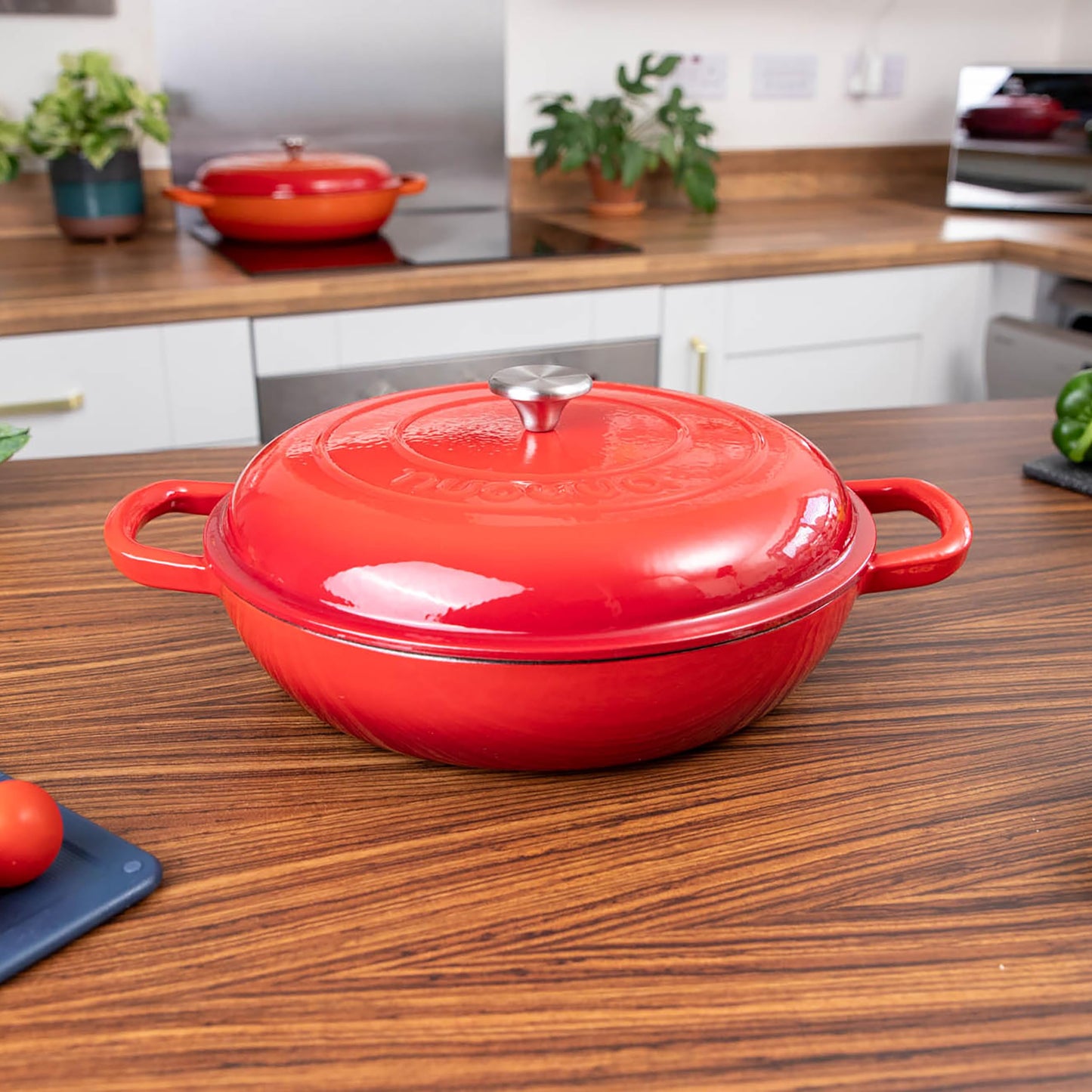 Nuovva - Cacerola de hierro fundido poco profunda con tapa, olla antiadherente para horno holandés, apta para horno hasta 500 °F - Utensilios de cocina resistente a prueba de horno - Olla esmaltada -