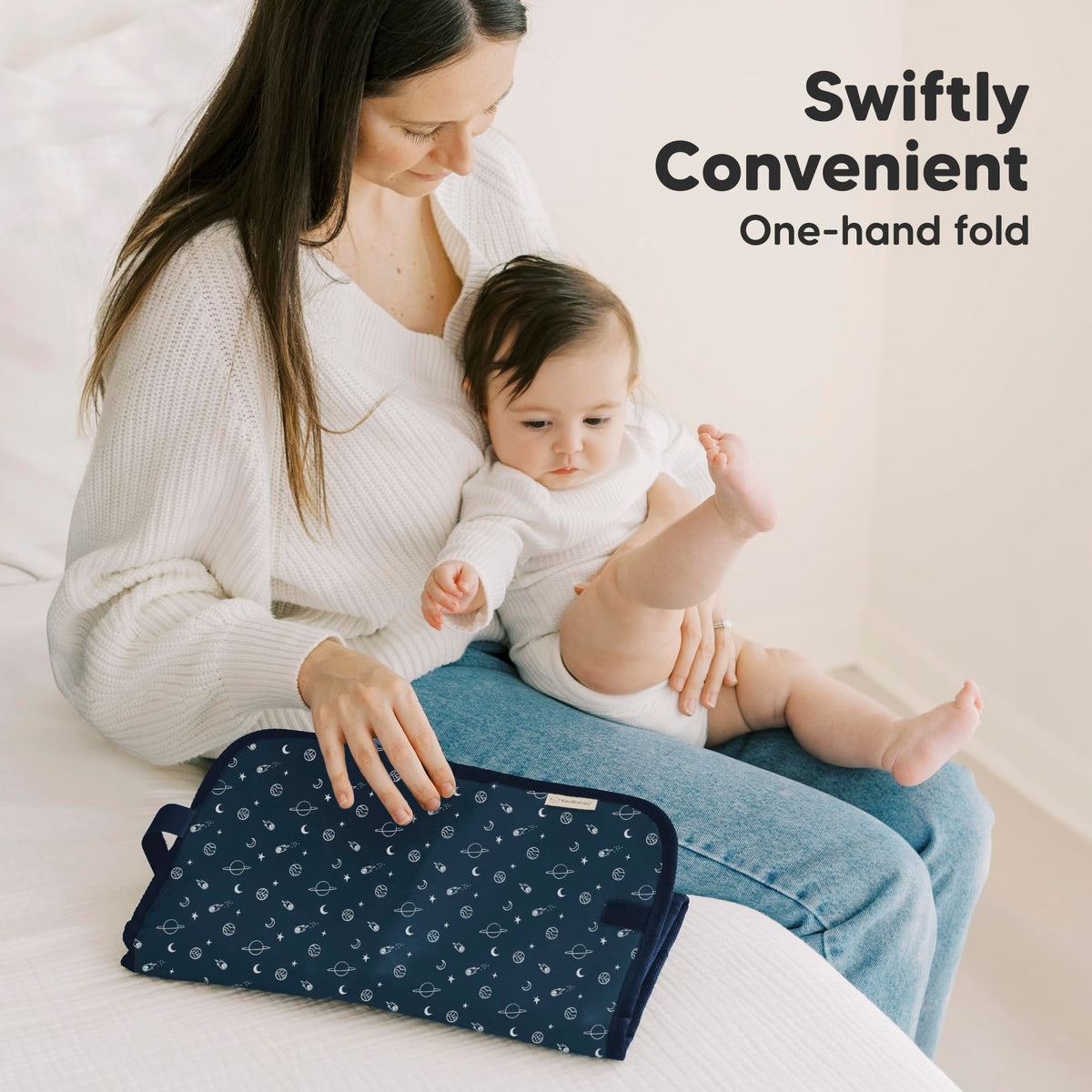 KeaBabies - Cambiador portátil de pañales, fácil de limpiar, plegable e impermeable para bolsa de pañales, compacto, ligero, recién nacido de 25 x 13 pulgadas, bebé, cambiador de bebé esencial de