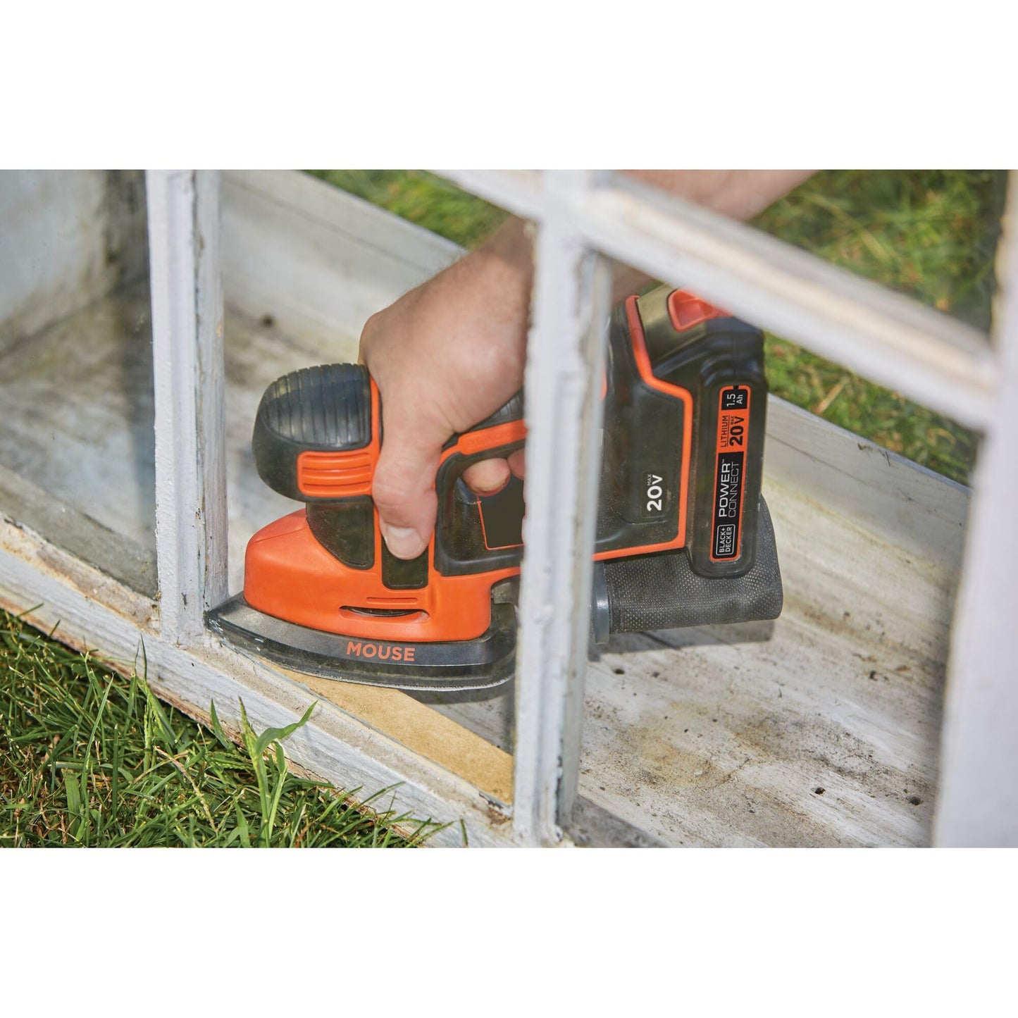 BLACK+DECKER Lijadora de hojas (BDCMS20C)