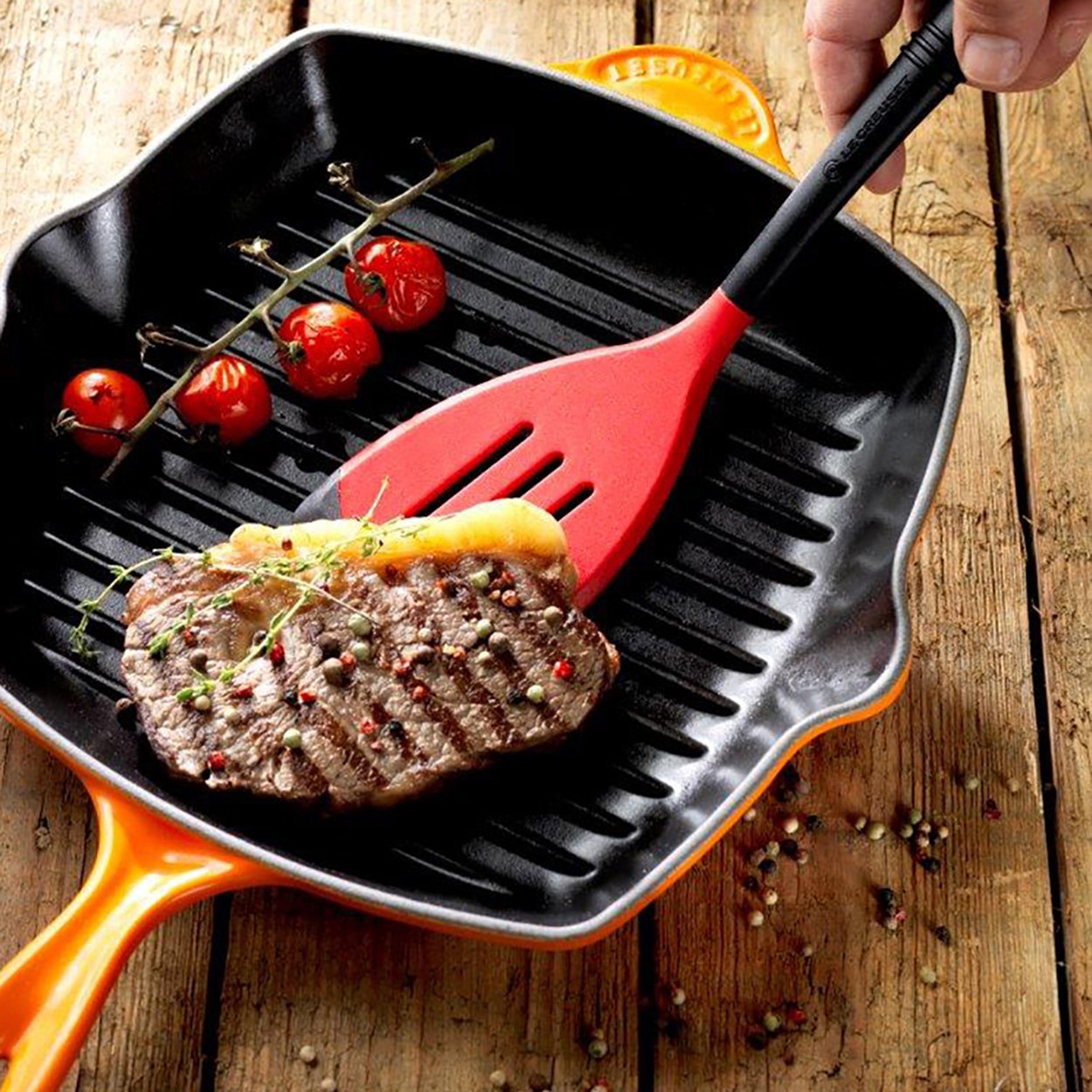 Le Creuset Enameled Cast-Iron 10-1/4-Inch Square Skillet Grill, Flame