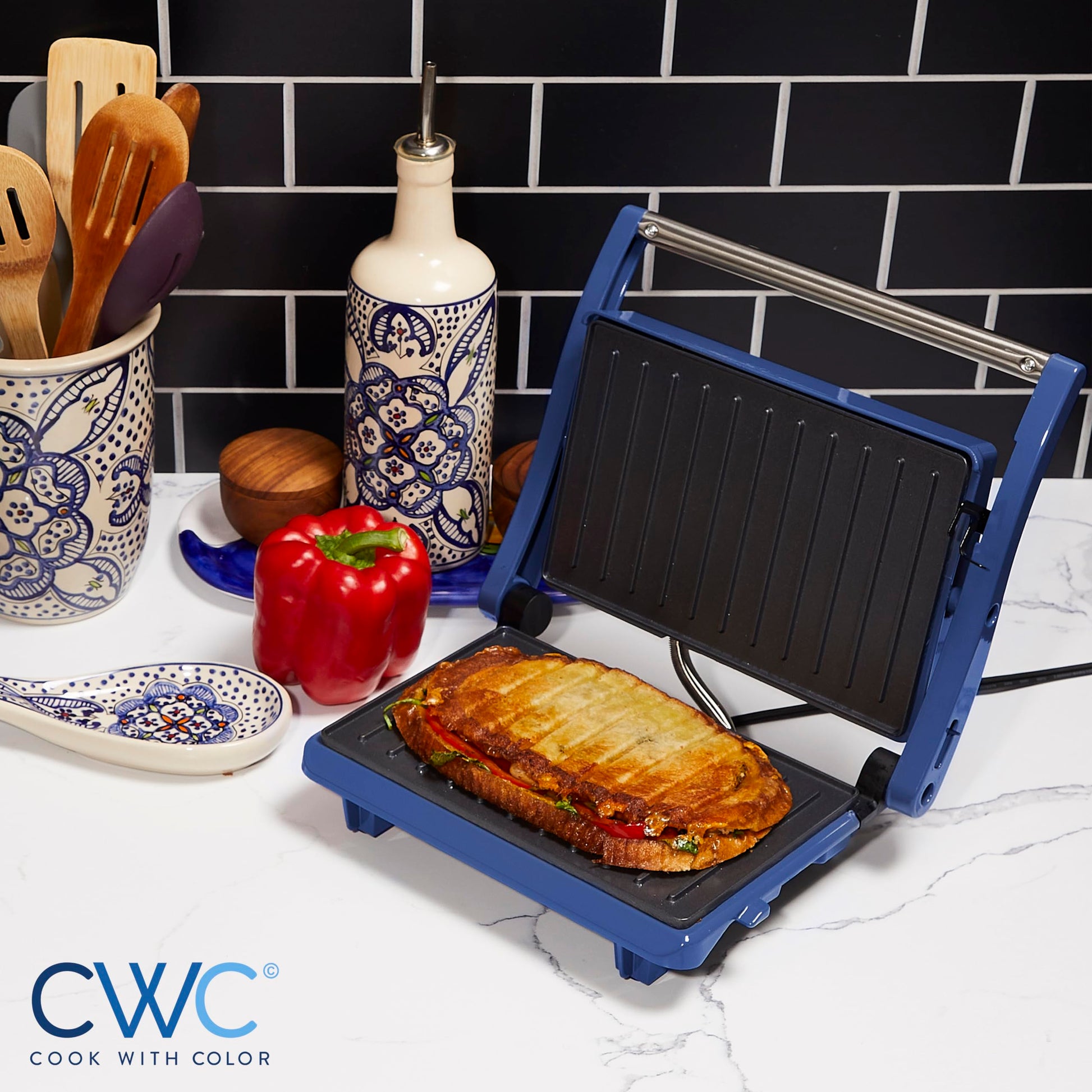 Cocina con color Panini Maker: parrilla de prensa de 2 rebanadas, 760 W de potencia, placas antiadherentes, mango de tacto fresco, diseño compacto, cocción rápida, ideal para deliciosos paninis, azul