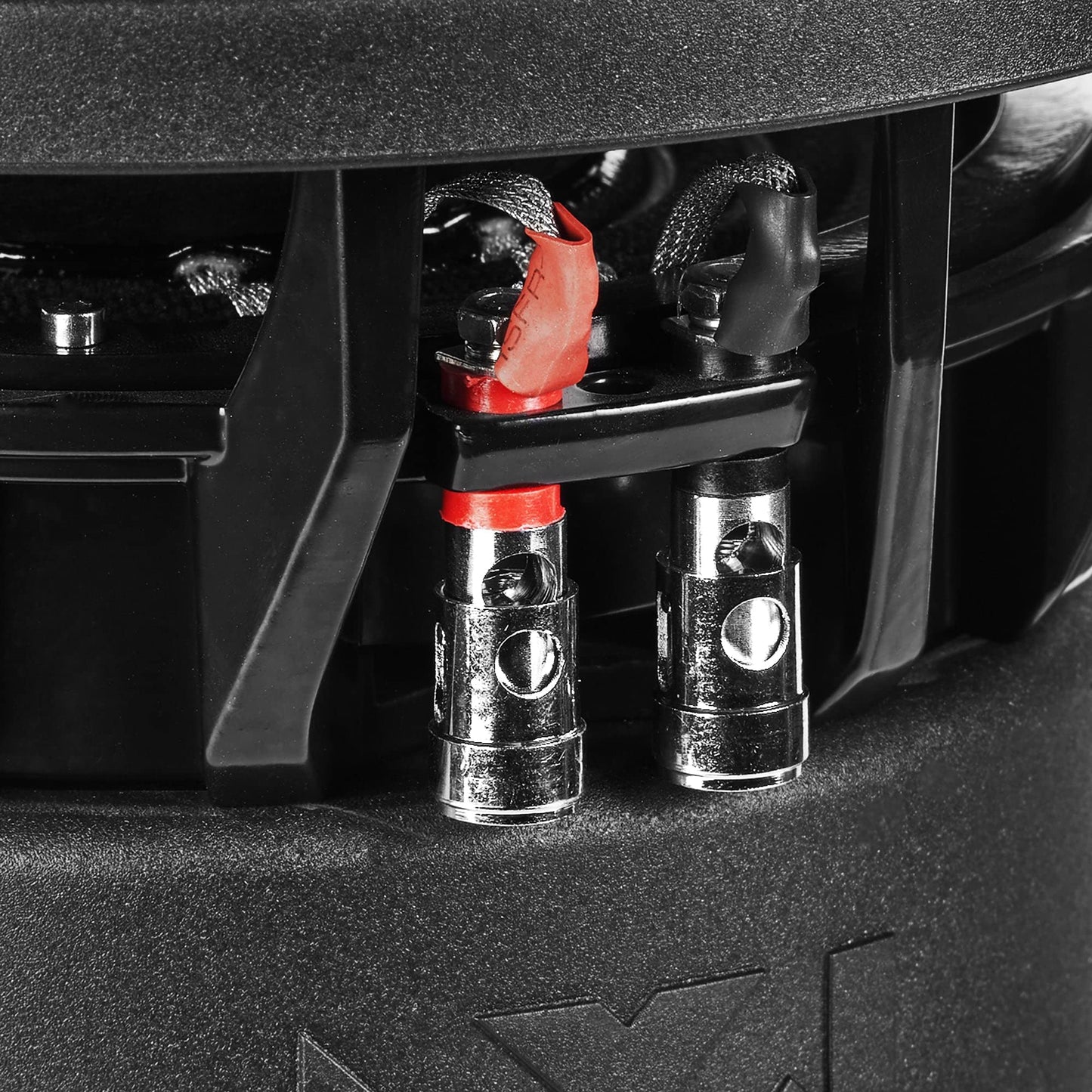 NVX VCW82v3 - Subwoofer dual de 2 ohmios de la serie VC de 2 ohmios (VCW82 versión 3)