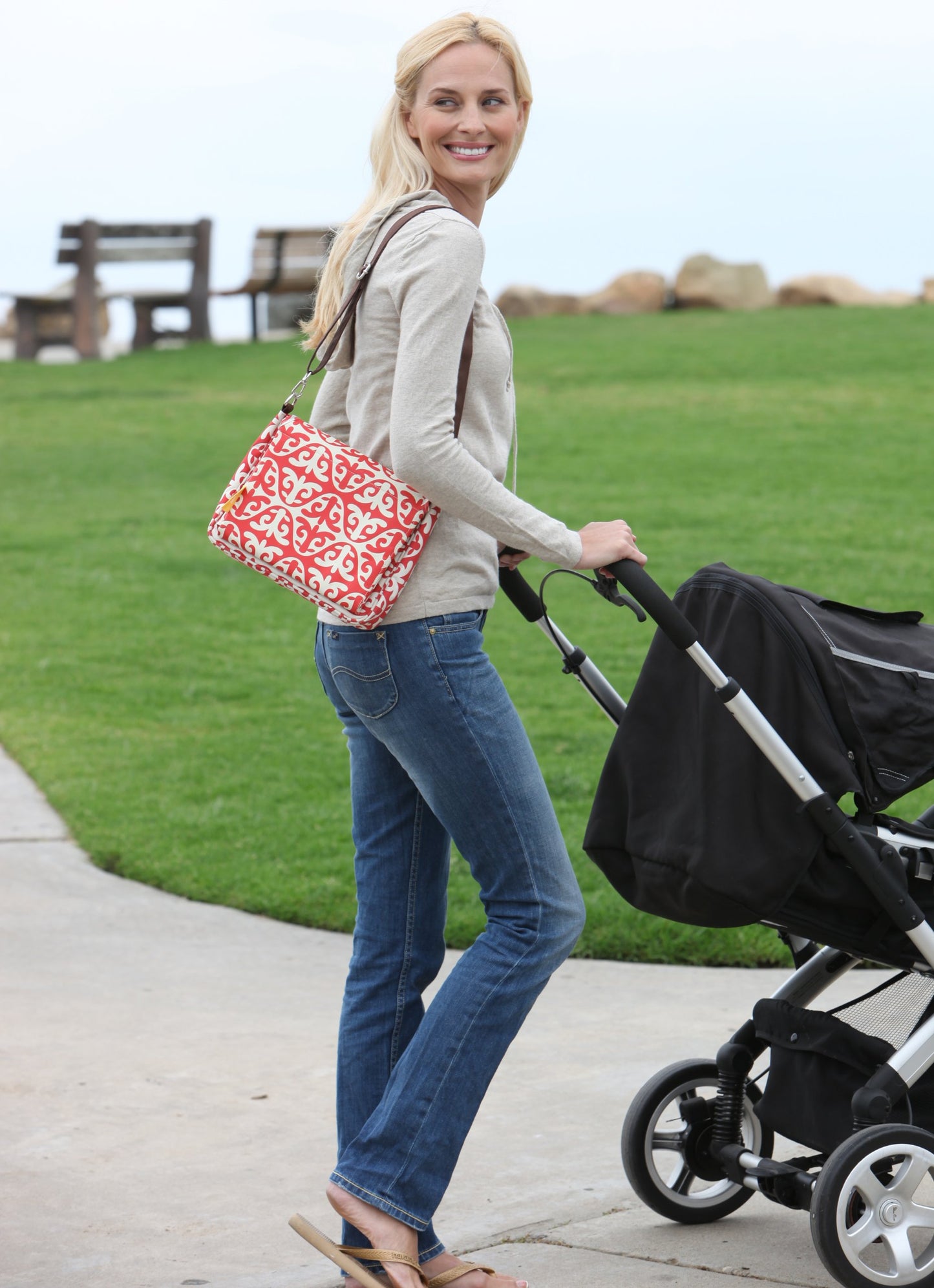 Infantino Savvy Diaper Bag