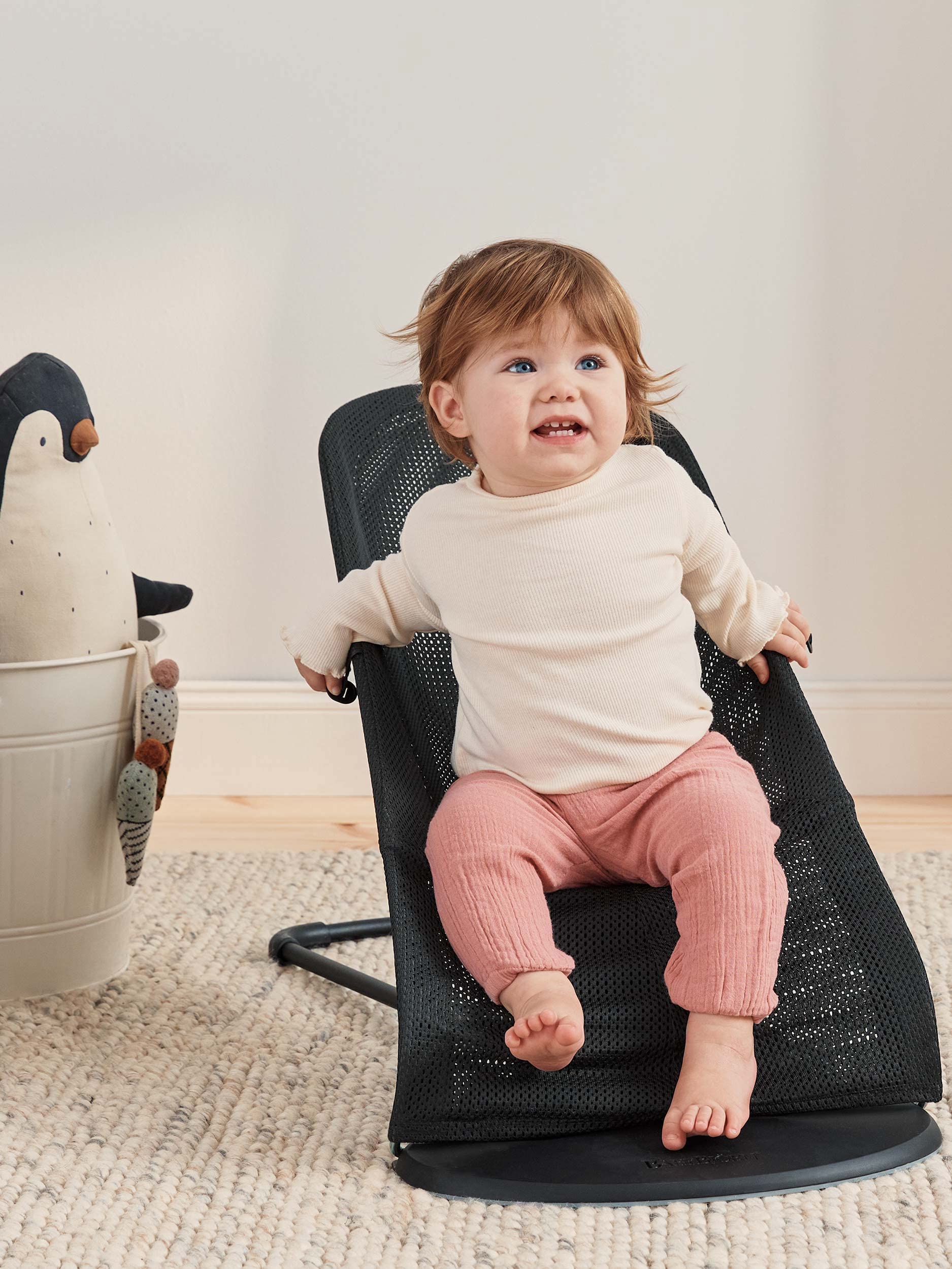 BabyBjörn Bouncer Bliss, Black Frame, Mesh, Black 2-in-1 Adjustable Baby Bouncer Seat and Toddler Chair, Newborn to Toddler (8-29 lbs), 4 positions, Lightweight & Portable