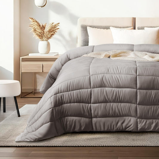 Dreamlab Edredón Acolchado para Toda Estación. Relleno de Microfibras Recubiertas con Gel. Lavado a Máquina. Usar como Edredón o con Funda Duvet. Hipoalergénico. (Arena, King Size 259 x 223cm)