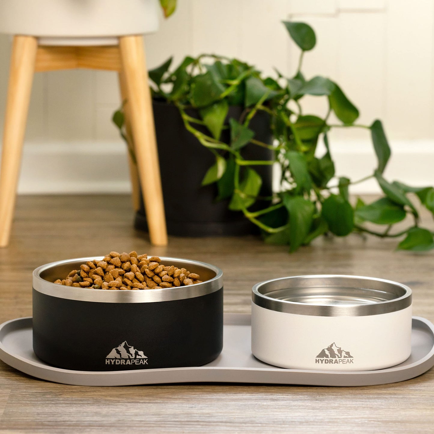 Hydrapeak Cuenco para perro, cuencos antideslizantes de acero inoxidable para agua o comida (4 tazas, azul marino)
