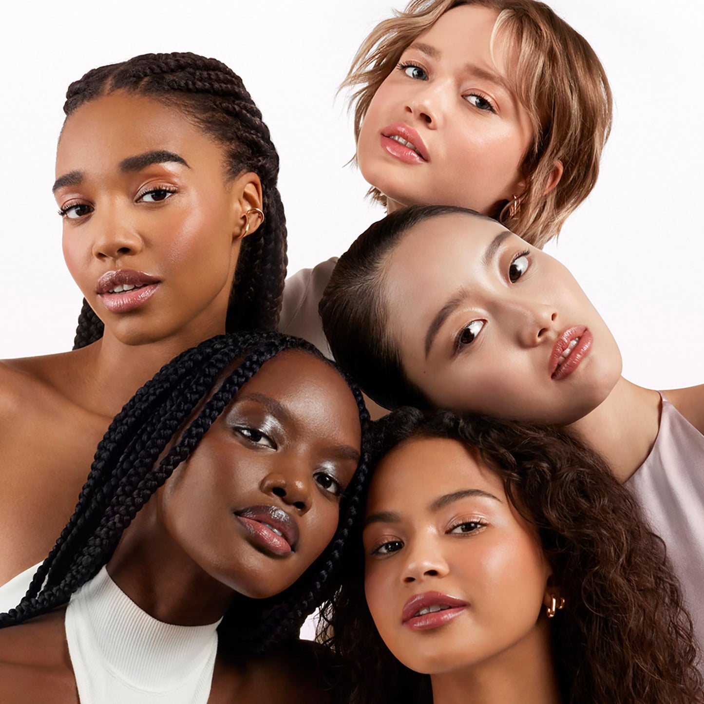 Lancôme Idôle Lip Butterglow, Bálsamo Labial con Color, Cuida, Hidrata e Ilumina con su Textura Ligera, Con 12% Escualano y Ceramidas, 57 Berrylicious, 3 g