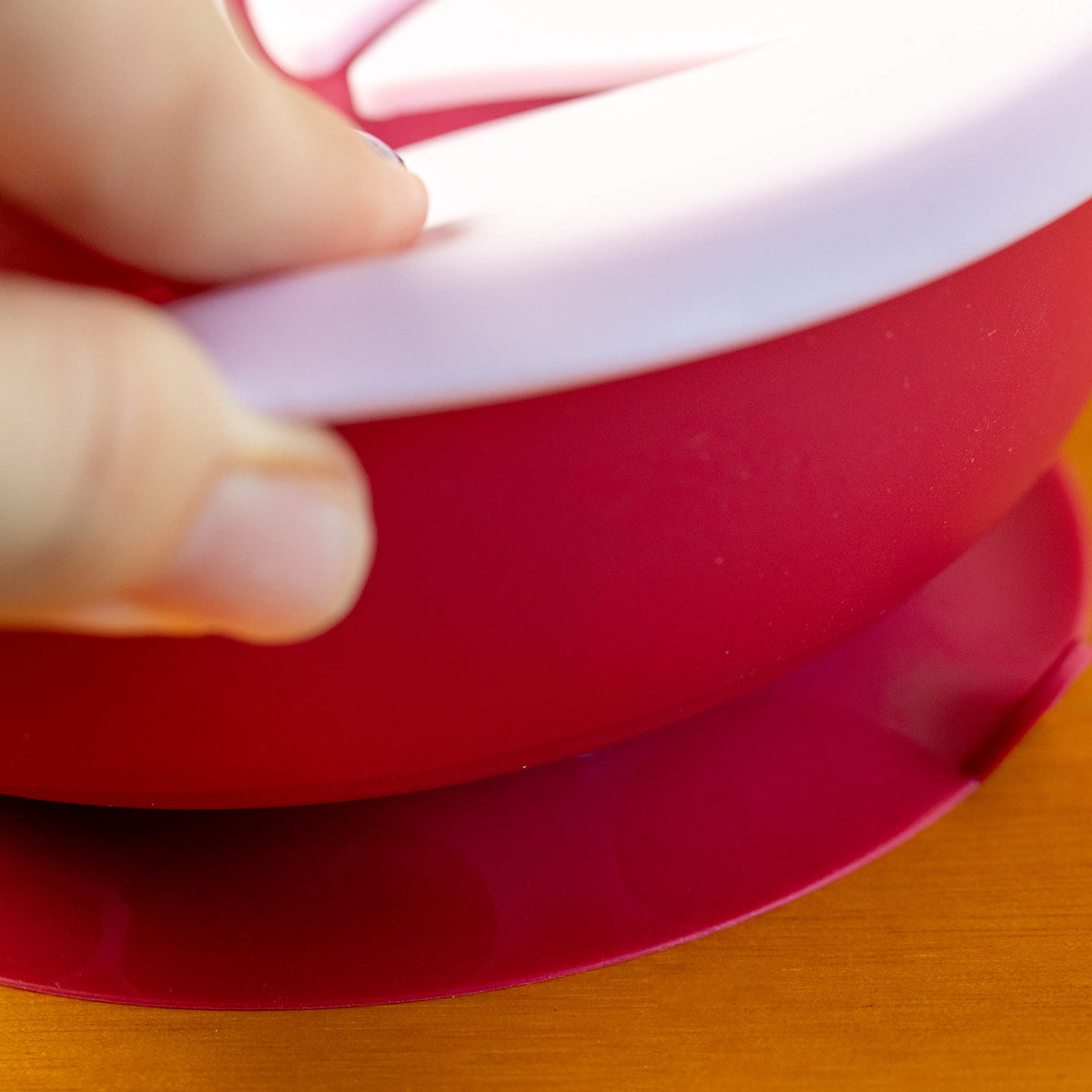 PAPU BABY Plato para Snack con popote desmontable y base de succión (Rosa)