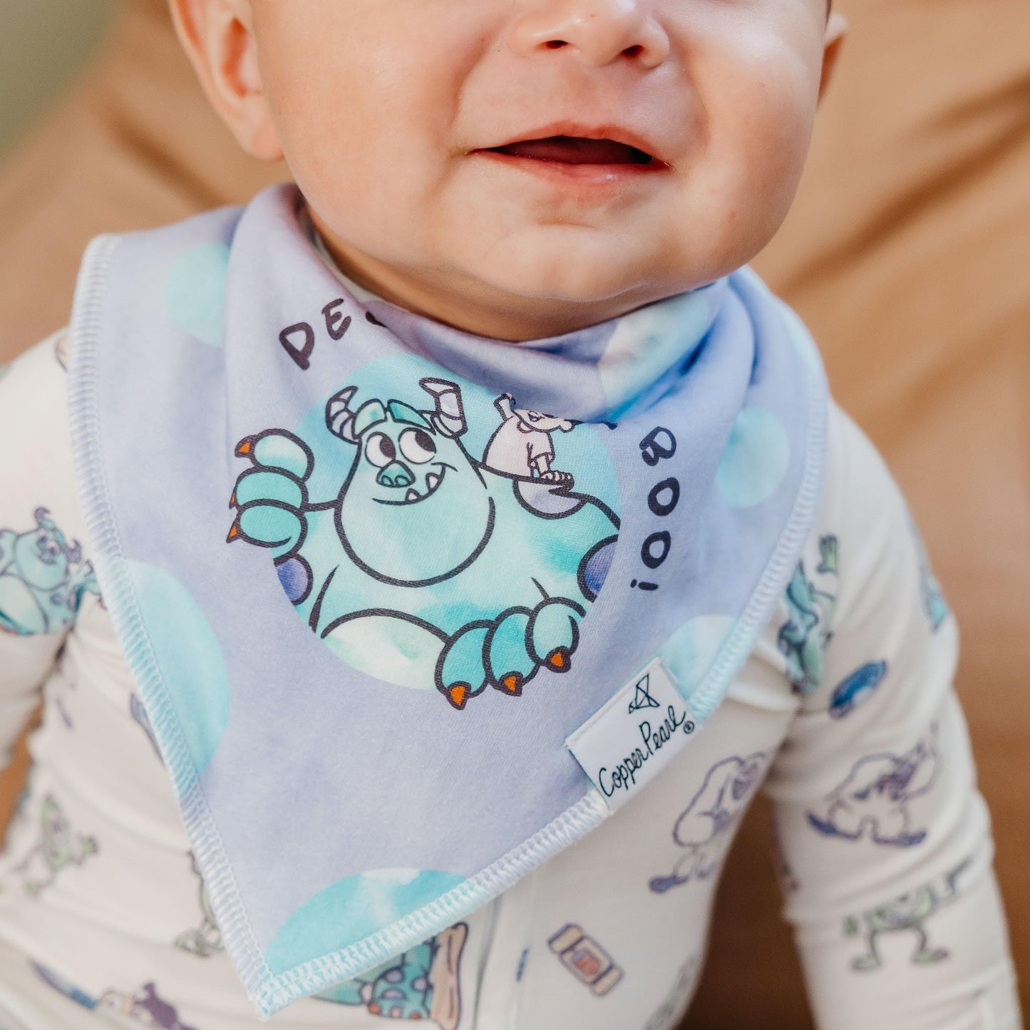Copper Pearl, Monsters Inc Medley - Juego de babero bandana