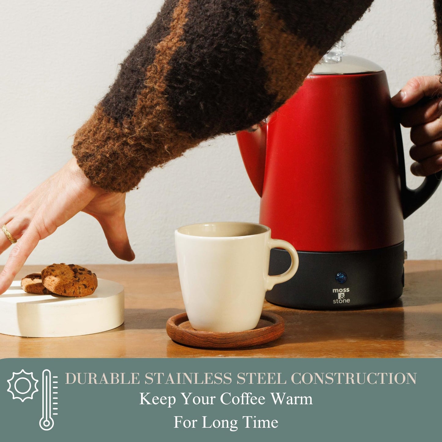 Cafetera eléctrica Moss & Stone, cuerpo rojo con tapa de acero inoxidable, cafetera eléctrica, cafetera de camping roja de 10 tazas