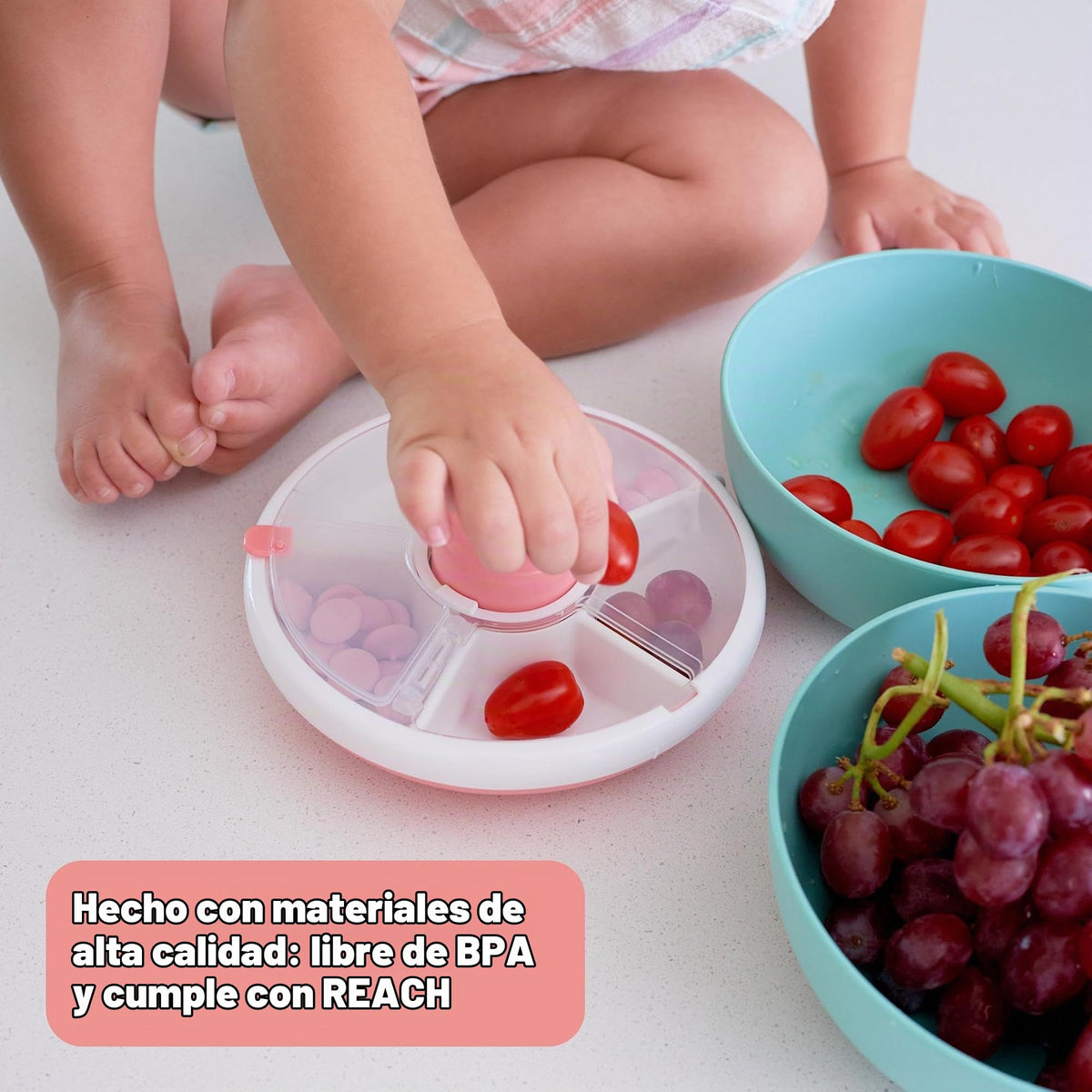 GoBe Paquete de Spinner Pequeño para Snacks de Niños con Correa de Mano y Hoja de Adhesivos - Contenedor de Aperitivos Reutilizable con Dispensador de 5 Compartimentos y Tapa | Libre de BPA/PVC | Apto