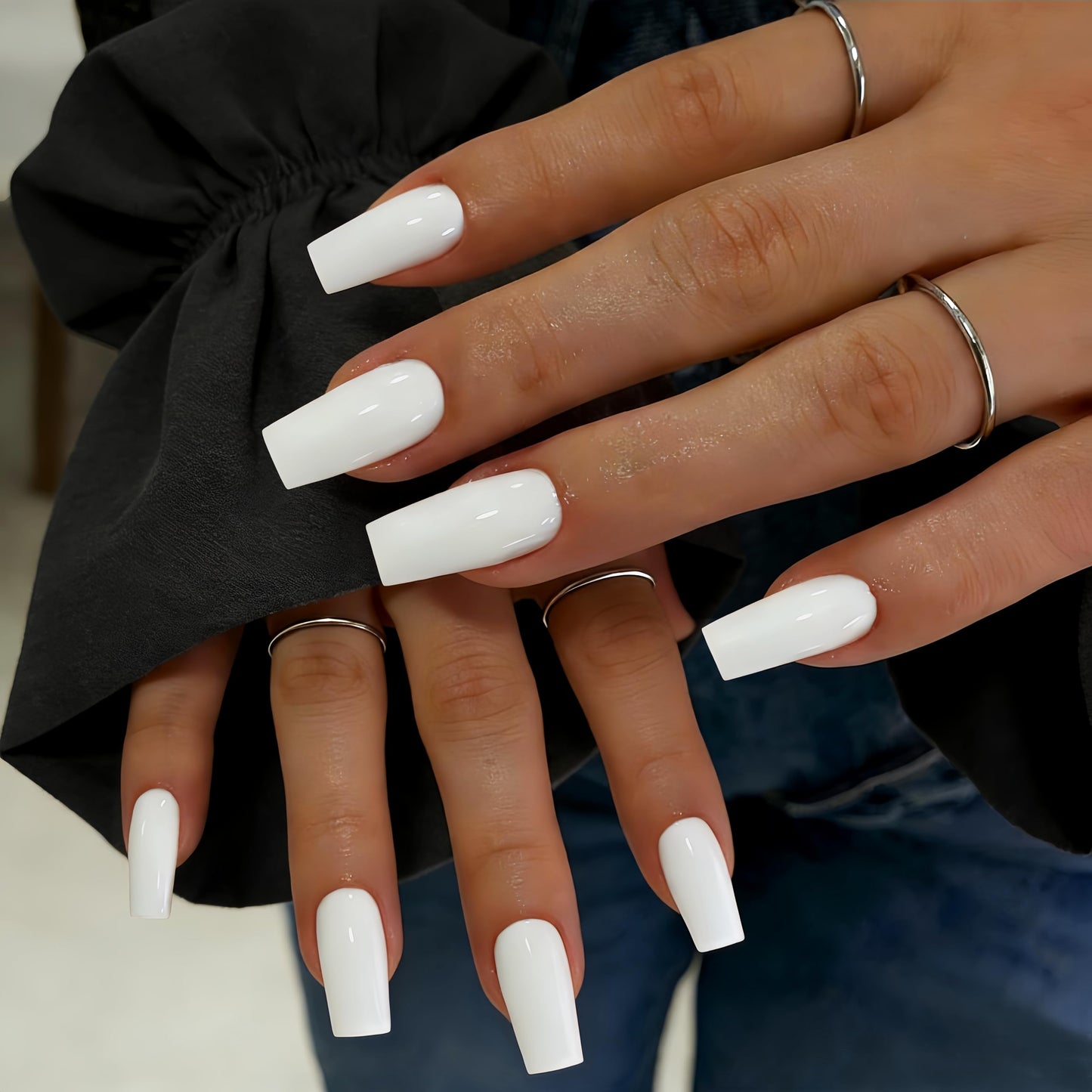 SXVME Uñas postizas cuadradas largas blancas con pegamento para mujer, uñas postizas naturales y sencillas de tamaño mediano, uñas postizas de gel suave y brillante, uñas postizas reutilizables, 24 un