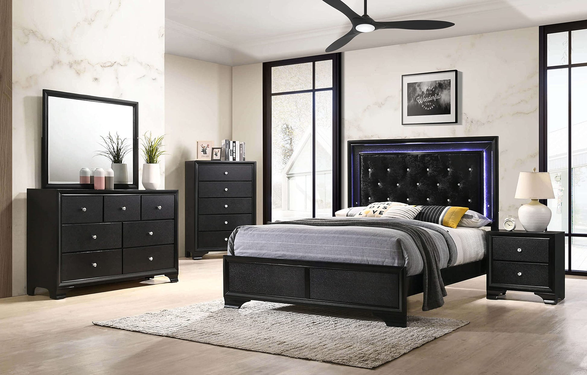 Ventilador de Techo Minka-Aire Negro Carbón con Luz LED y Control Remoto Inteligente