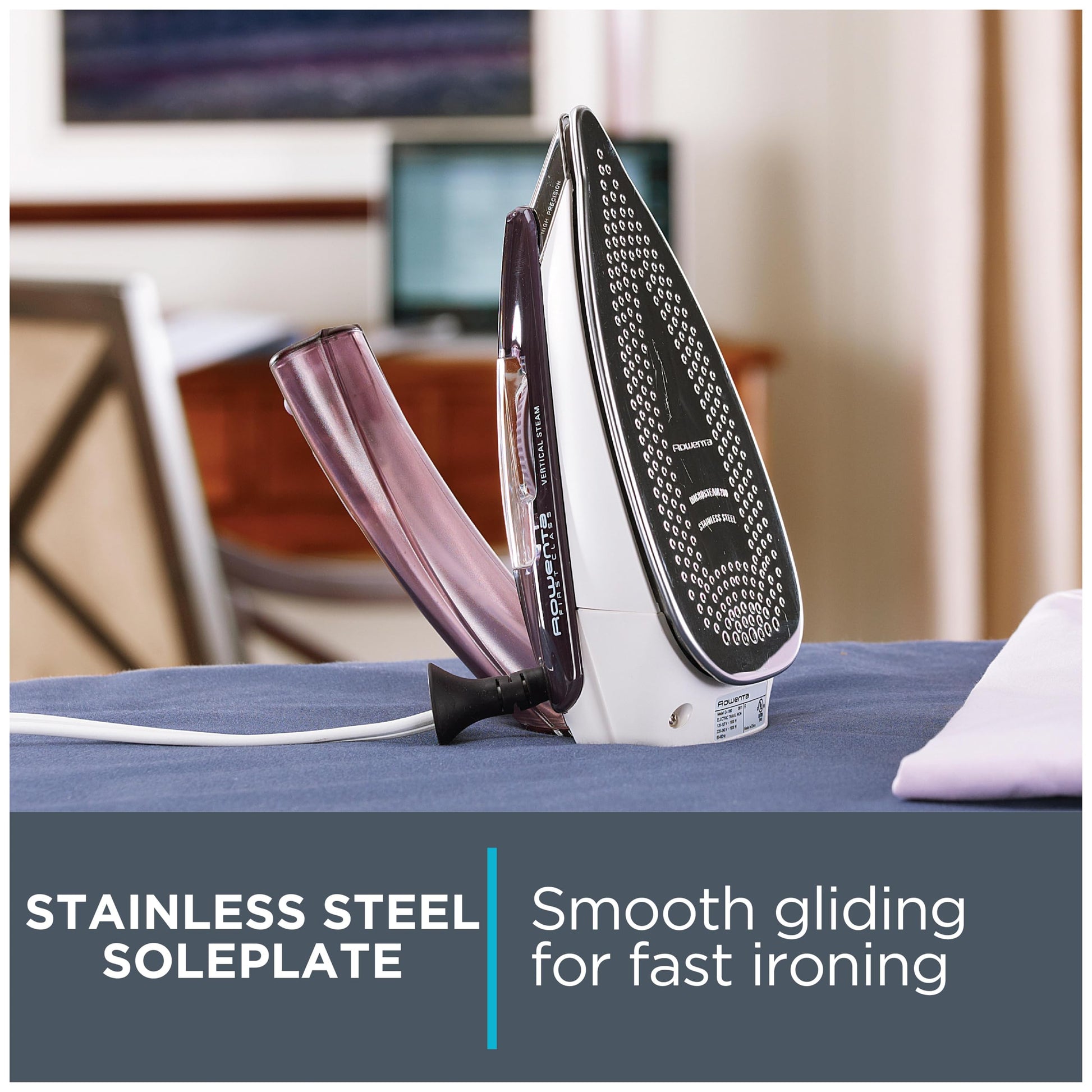 Plancha de Vapor Vertical Rowenta Morada con Punta de Precisión Modelo DA1560U2
