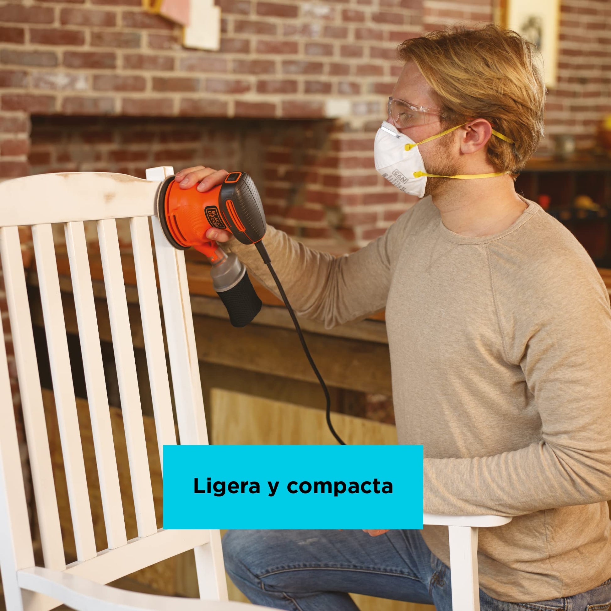 BLACK+DECKER Lijadora Orbital Aleatoria de 180W Disco de 5" (BDERO100-B3)