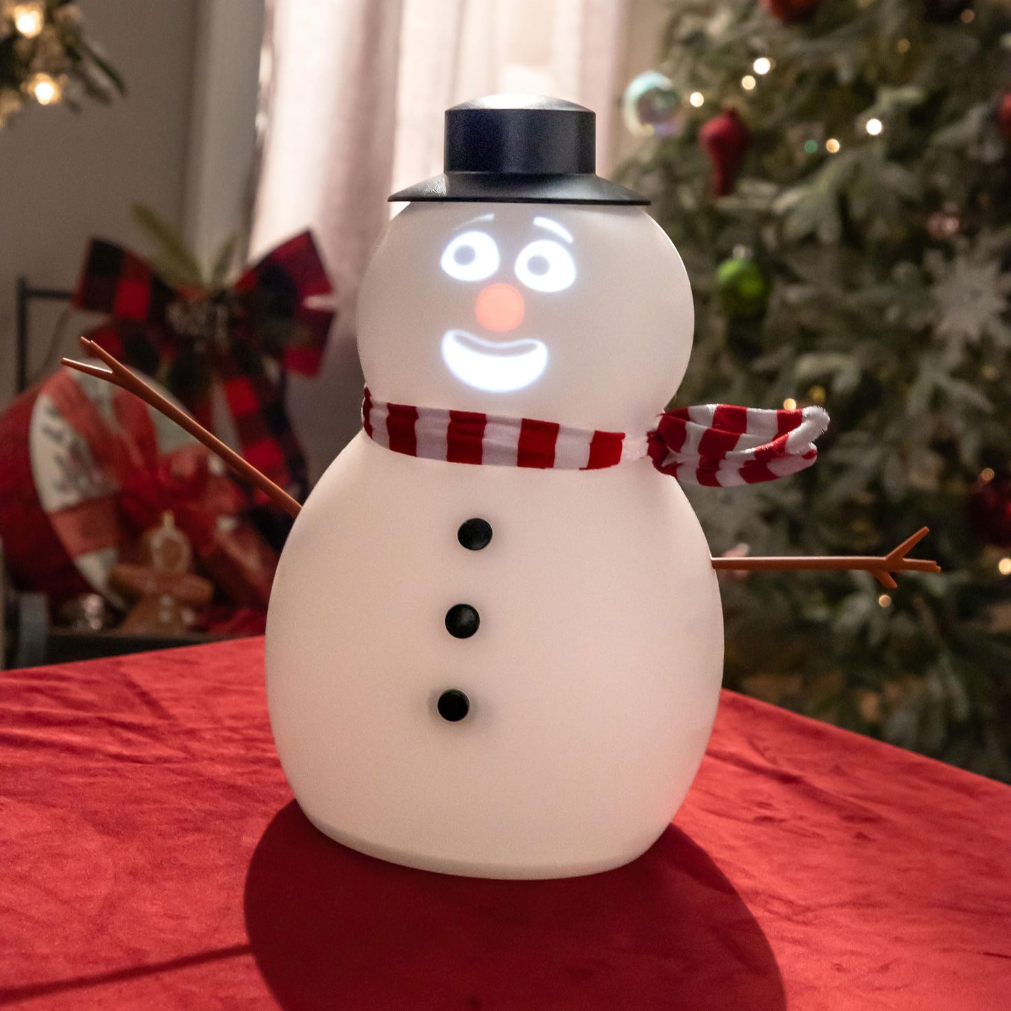 ANIMAT3D FrostByte Talking - Muñeco de nieve animado con proyector integrado y altavoz Plug 'n Play