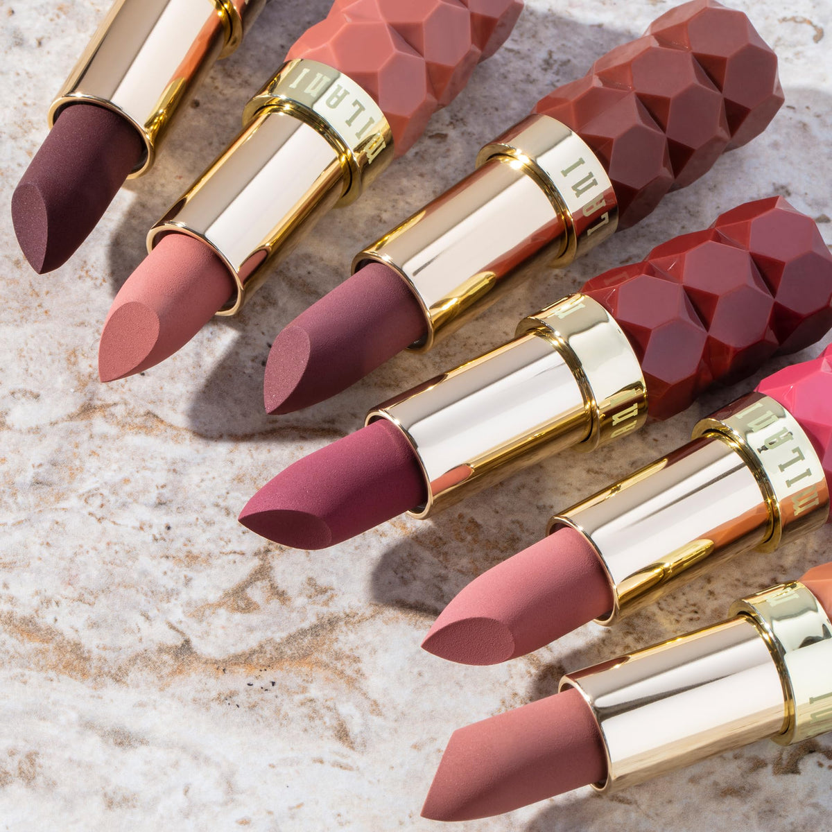Milani, Labial en Barra Mate, Color Fetish Matte (Tease)