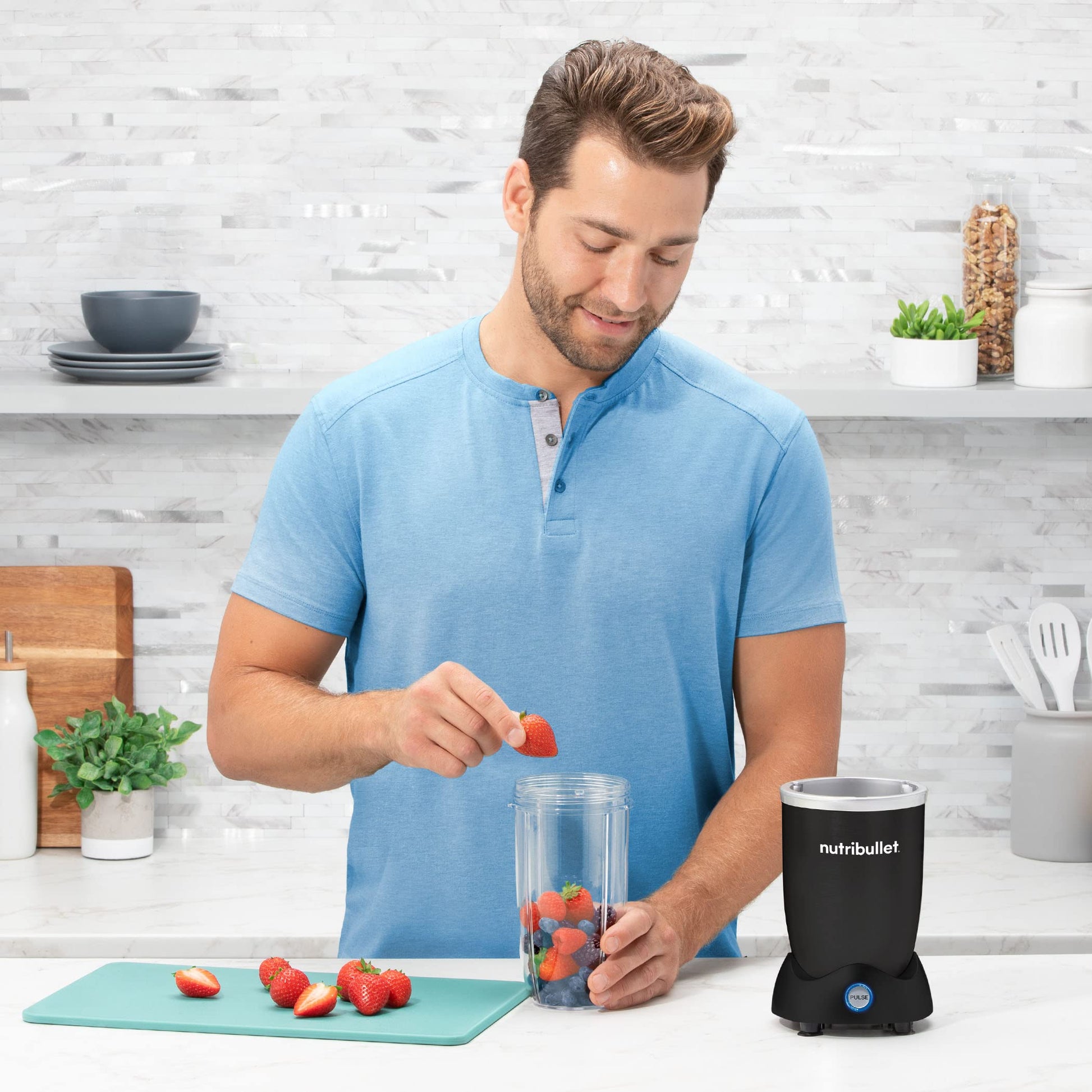 Licuadora Personal Nutribullet Pro+ Negro Mate con Función de Pulso 1200 W