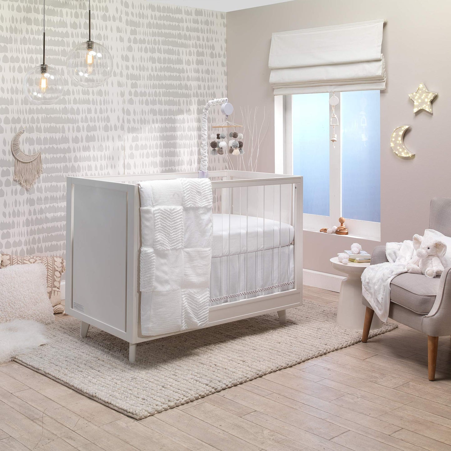 Lambs & Ivy Signature Pom Pom Musical Baby Cuna Móvil - Blanco/Gris