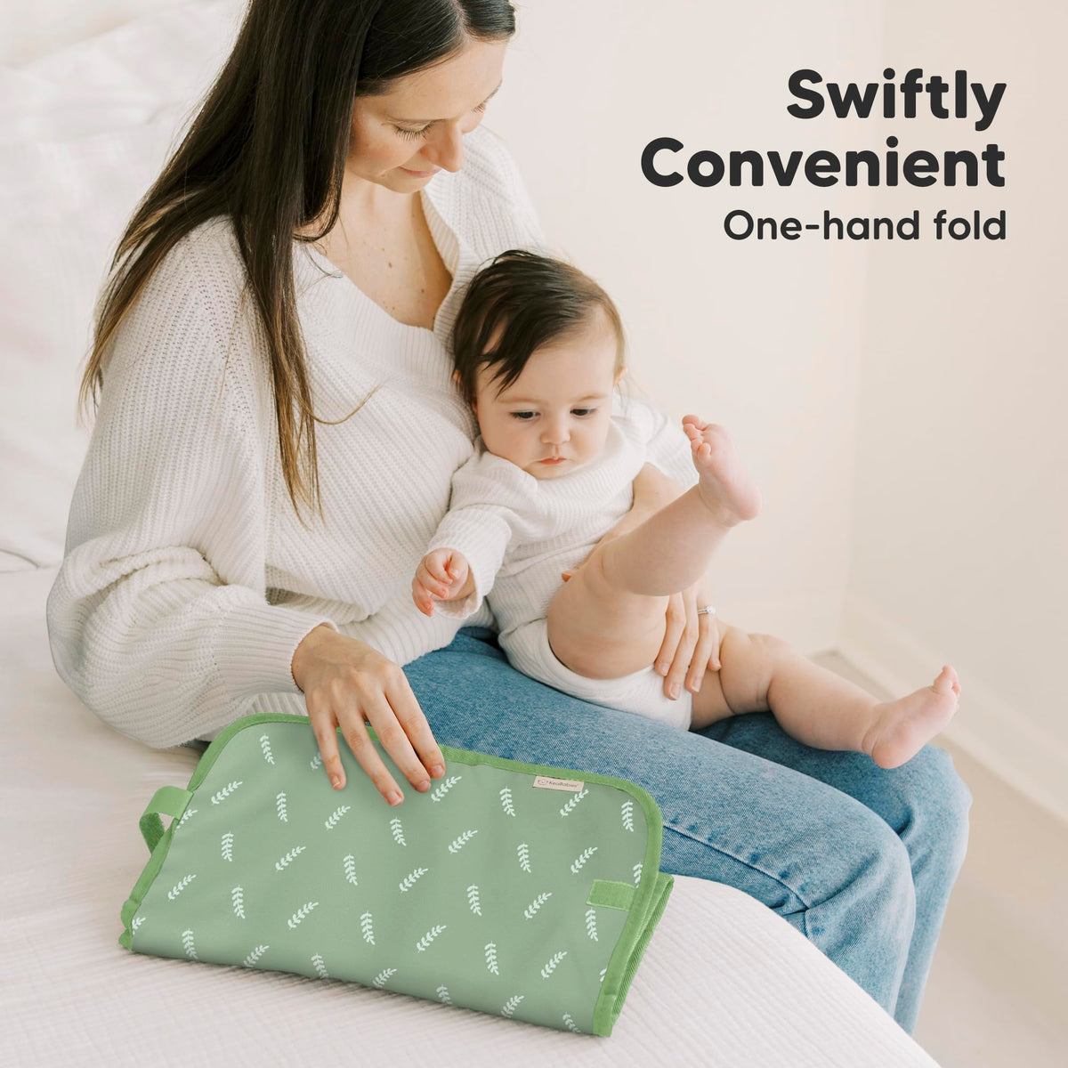KeaBabies Cambiador portátil, fácil de limpiar, plegable, impermeable, para bolso cambiador, compacto, ligero, 65 x 35 cm, para recién nacidos, bebés y bebés