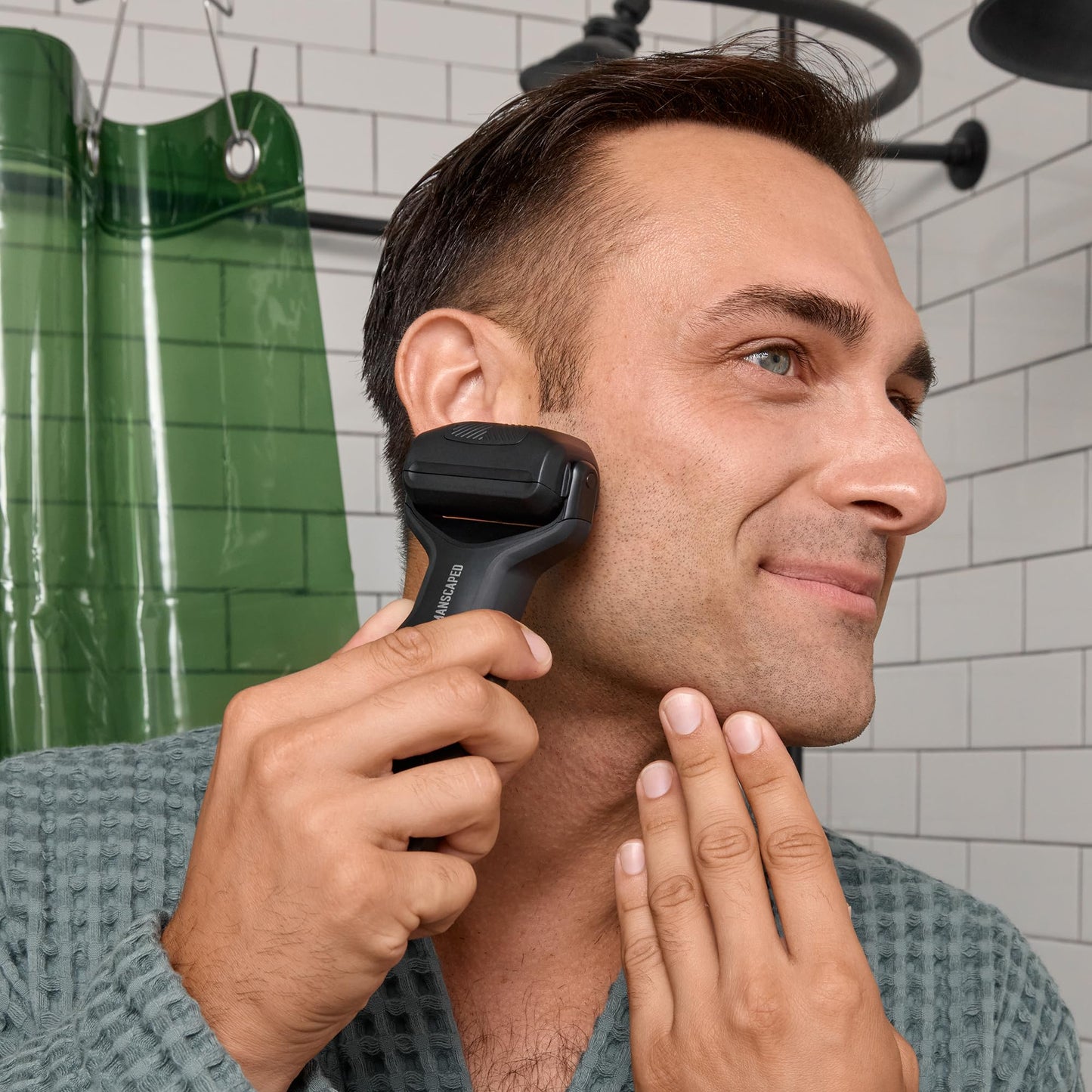 Afeitadora de láminas para hombres MANSCAPED® The Chairman™ Plus: dos cabezales de cuchillas intercambiables, afeitadora de láminas de tres cuchillas SkinSafe® y recortadora de patillas de precisión