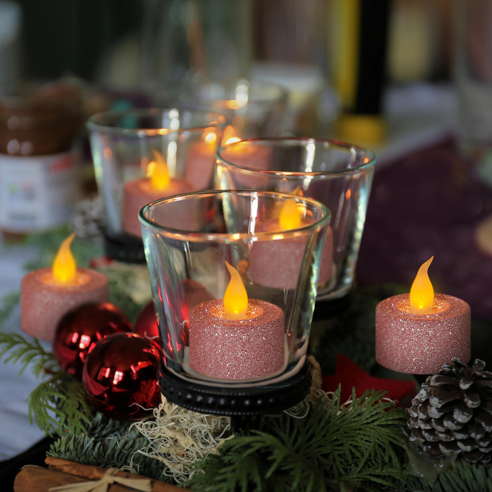 FURORA LIGHTING - Velas LED con purpurina rosa, paquete de 12, velas parpadeantes sin llama para decoración del hogar, 1.5 pulgadas de ancho x 1.65 pulgadas de alto, funciona con pilas