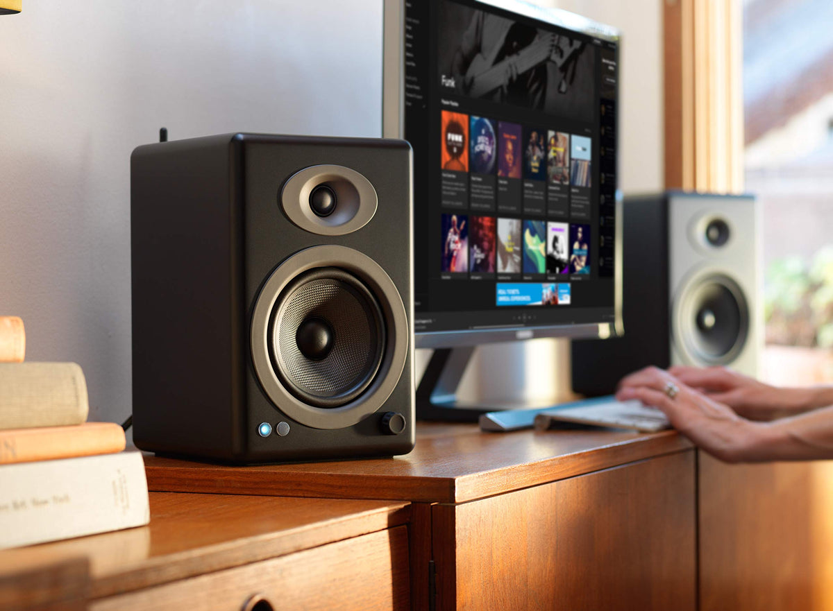 Bocinas Bluetooth Audioengine A5 Negro con aptX-HD para el Hogar y Estudio