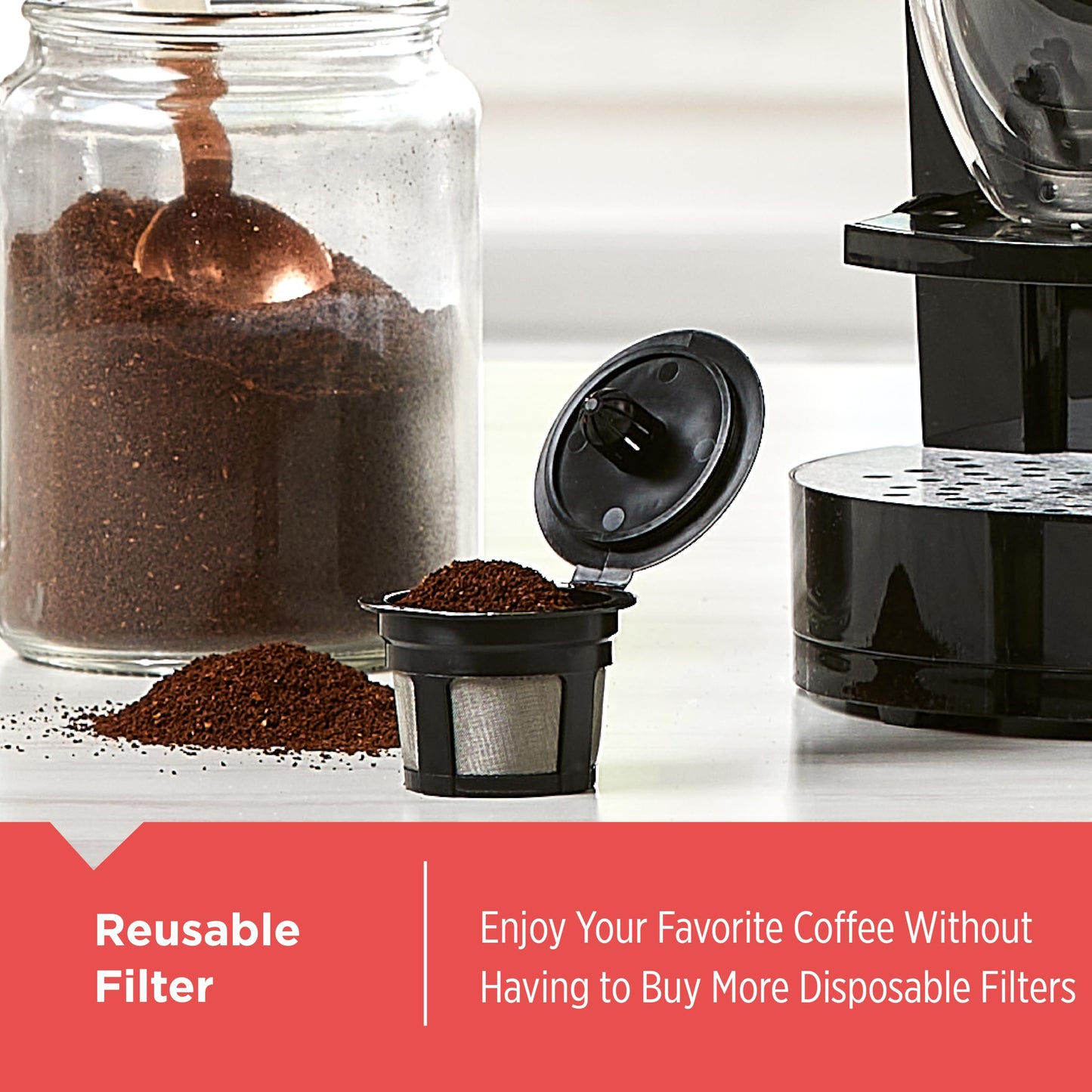 BLACK+DECKER Family Single Serve K-Cup Brewer: Depósito de agua grande de 50 onzas, versátil compatibilidad con café molido y K-Cup, bandeja ajustable para tazas de viaje