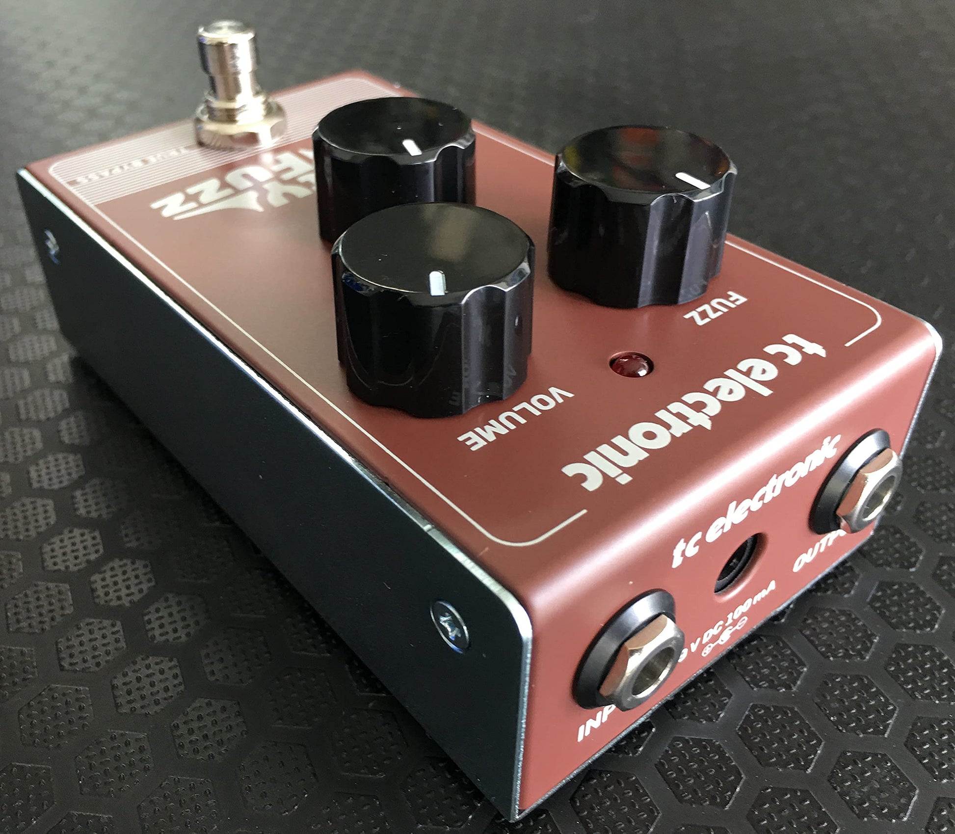 Pedal para Guitarra TC Electronic Rusty con Fuzz