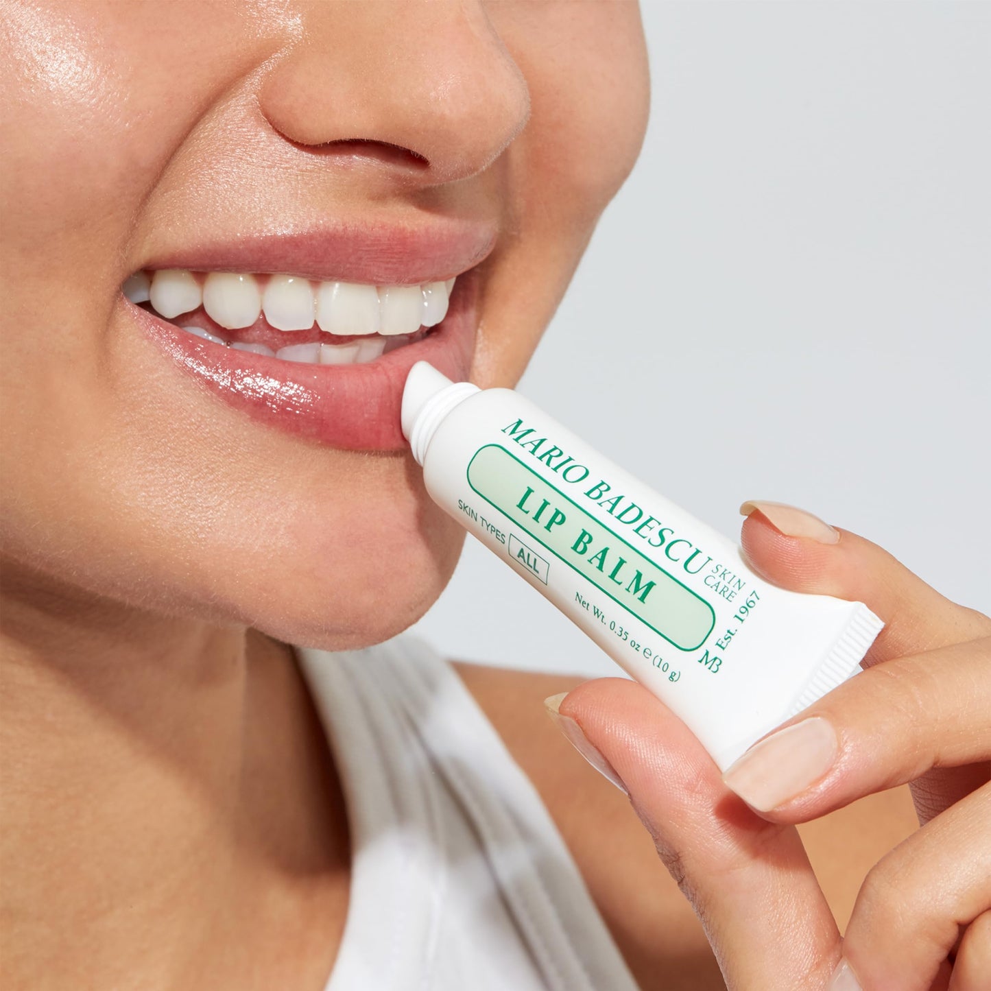 Mario Badescu Bálsamo labial hidratante original para labios secos y agrietados, infundido con aceite de coco y manteca de karité, humectante de cuidado ultra nutritivo para una sensación suave, tersa y flexible, 10 gr