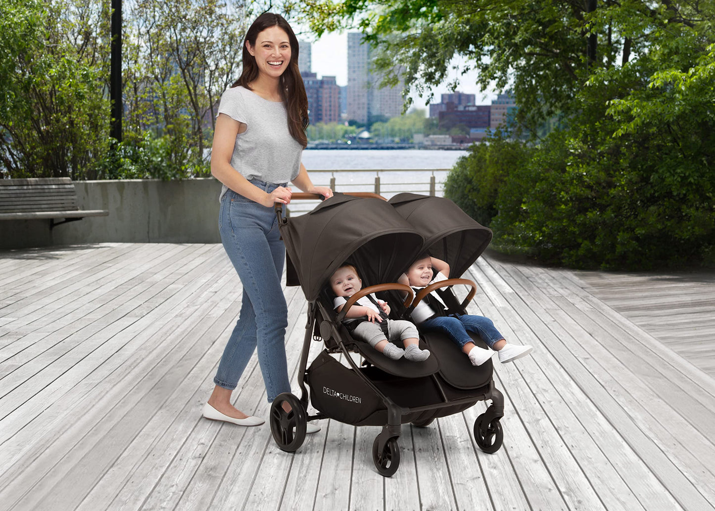 Delta - carriola doble Cruzer para niños, ligero lado a lado con asientos reclinables, toldos extensibles y plegado plano, color negro