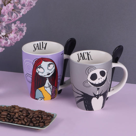 FUNKIDS 1738-206 Juego de 2 Tazas para Pareja Disney, Tarro Disney con Diseño Original Diseño Jack & Sally "Nightmare Before Christmas"con Cuchara y Caja de Regalo de 340 mililitros, Multicolor