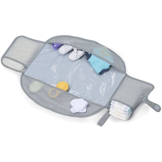 Lulyboo - Kit portátil de cambio de pañales para bebé y portafolios, cambiador impermeable y tapete con asa elástica, bolsillo para pañales que hace cojín para la cabeza, color gris