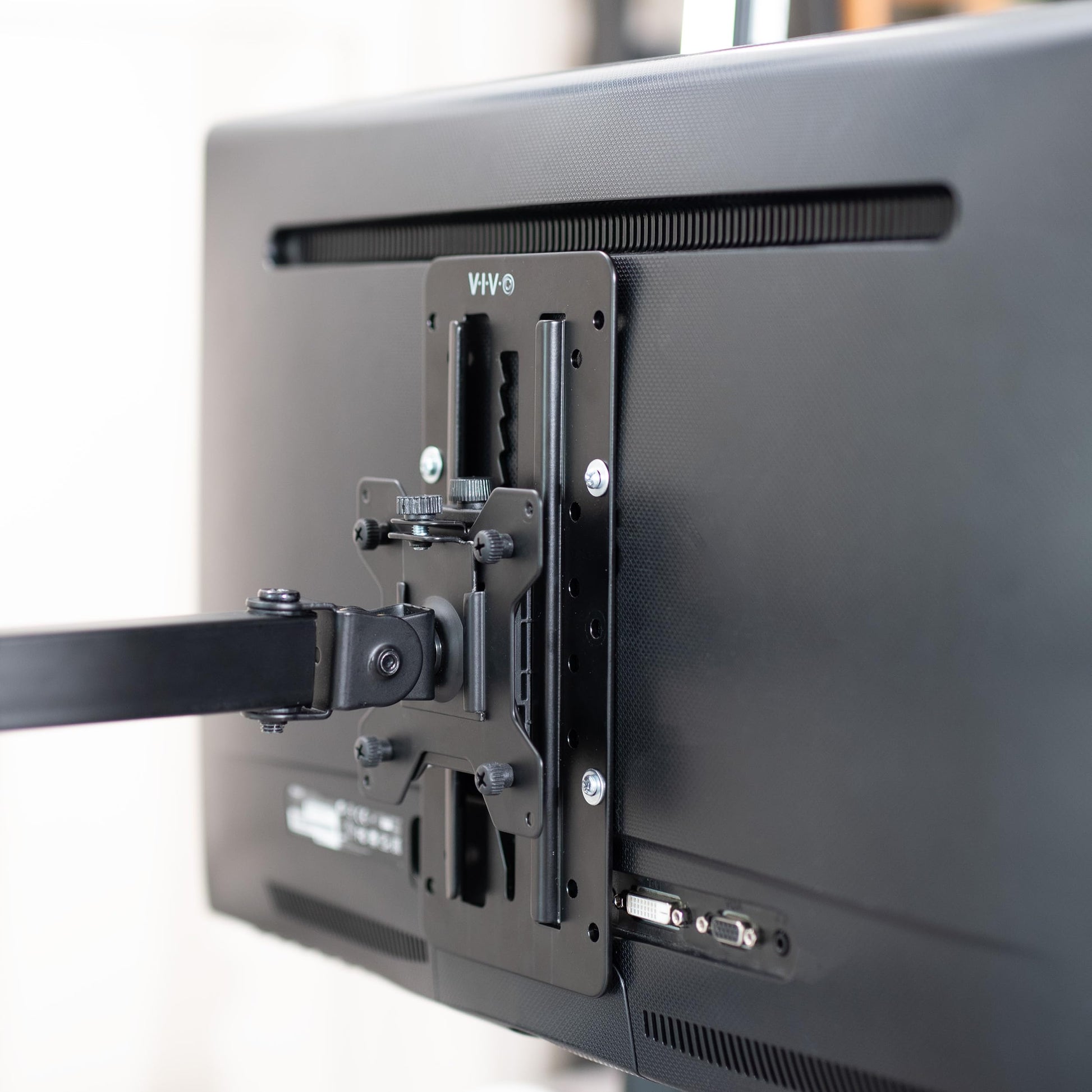 Adaptador VESA Vivo Negro de Altura Ajustable para Monitor Individual de 13 a 27 Pulgadas