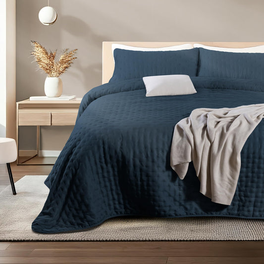 Colcha King Size Dreamlab Azul Noche Capitonado Ultra Suave Hipoalergénico con 2 Fundas de Almohada para Todas Las Estaciones