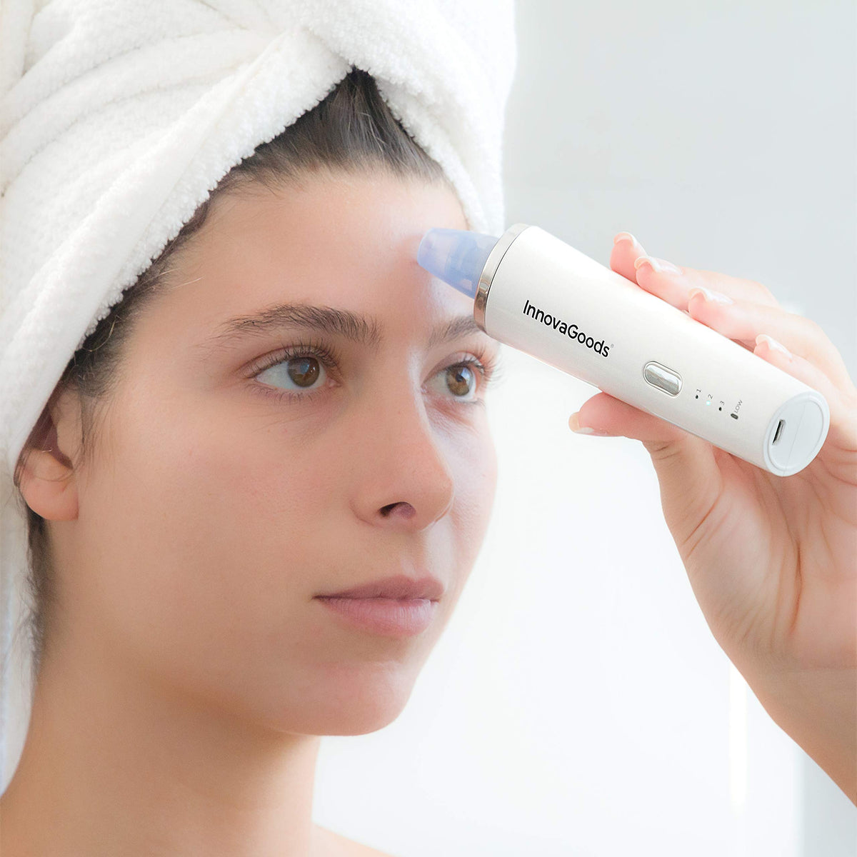 InnovaGoods - Limpiador Facial Eléctrico de Puntos Negros e Impurezas Recargable USB con 3 Cabezales Intercambiables, Removedor Aspirador de Puntos Negros, Limpiador de Poros