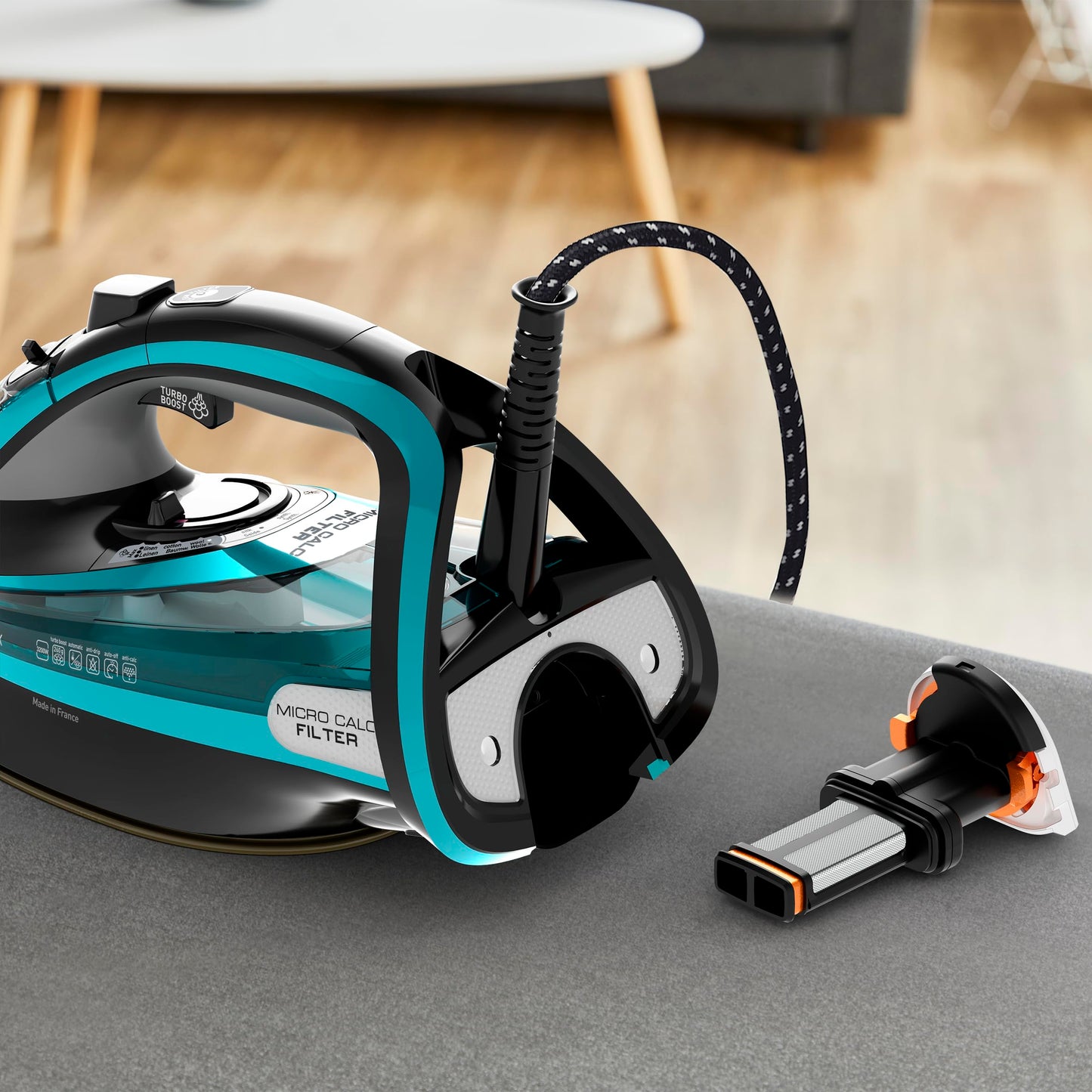 Plancha a Vapor Tefal Ultimate Pure Negro Azul con Suela Durilium Autoclean 250 g/min
