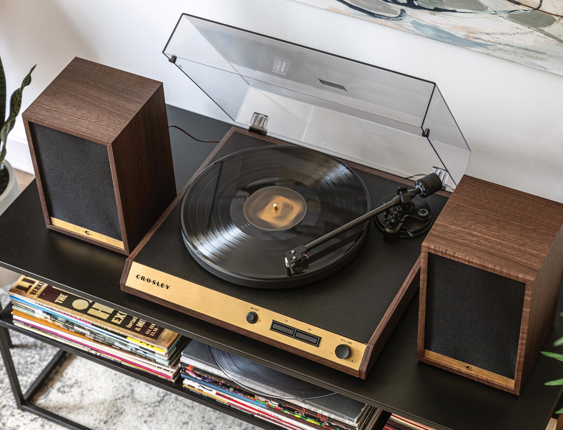 Crosley C72 - Tocadiscos Bluetooth con accionamiento por Correa de 2 velocidades con Altavoces de 80 W, Nogal